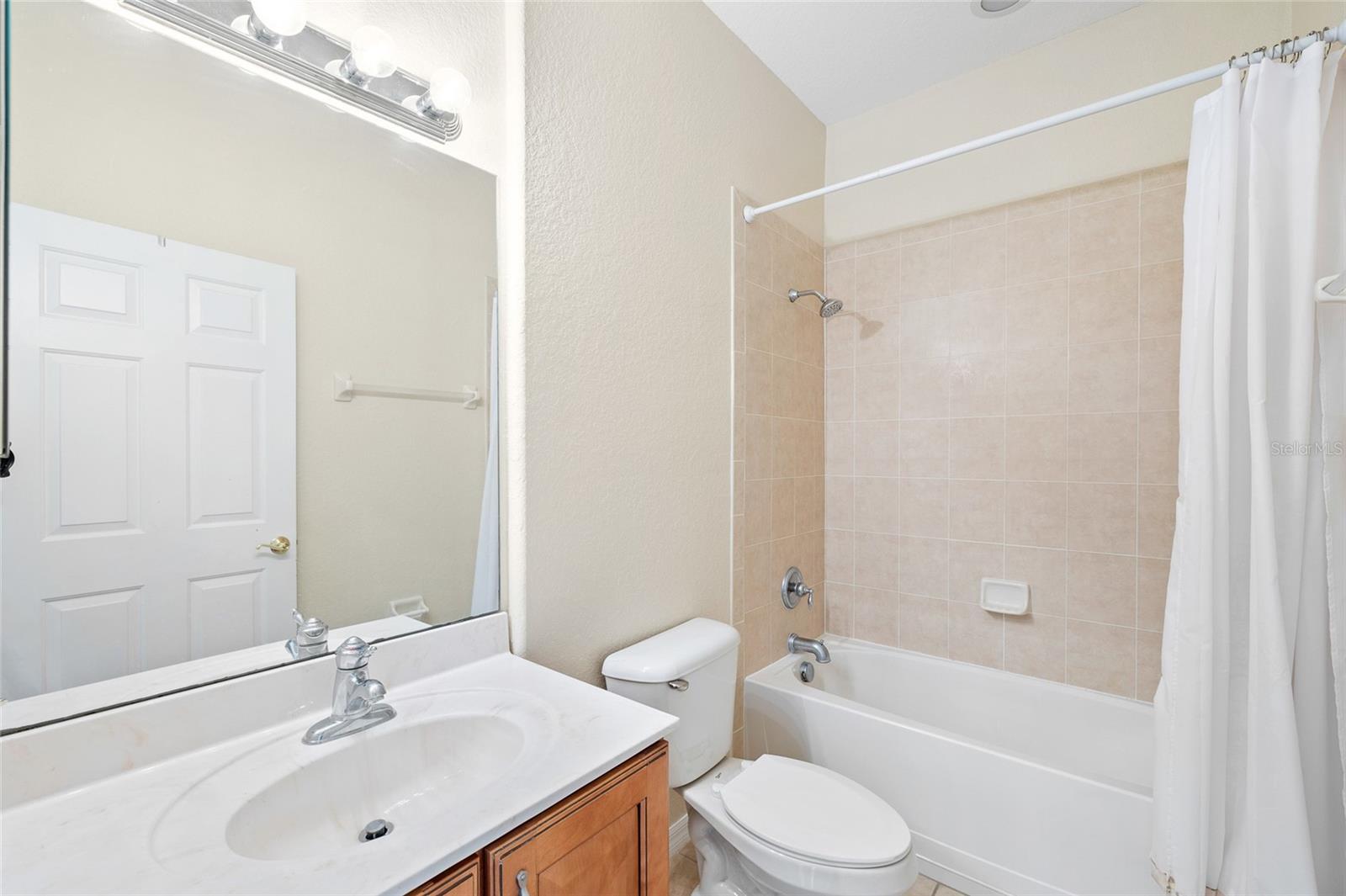 Image 36 of 50 For 27417 Silver Thatch Drive