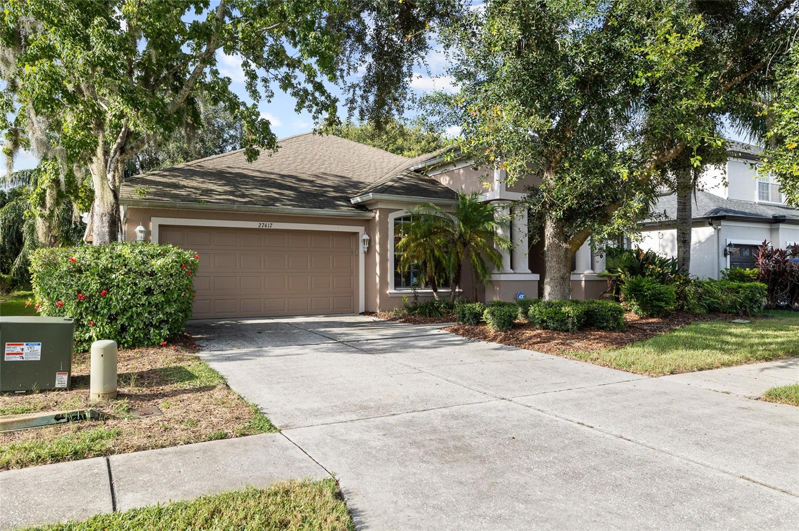 Image 5 of 50 For 27417 Silver Thatch Drive