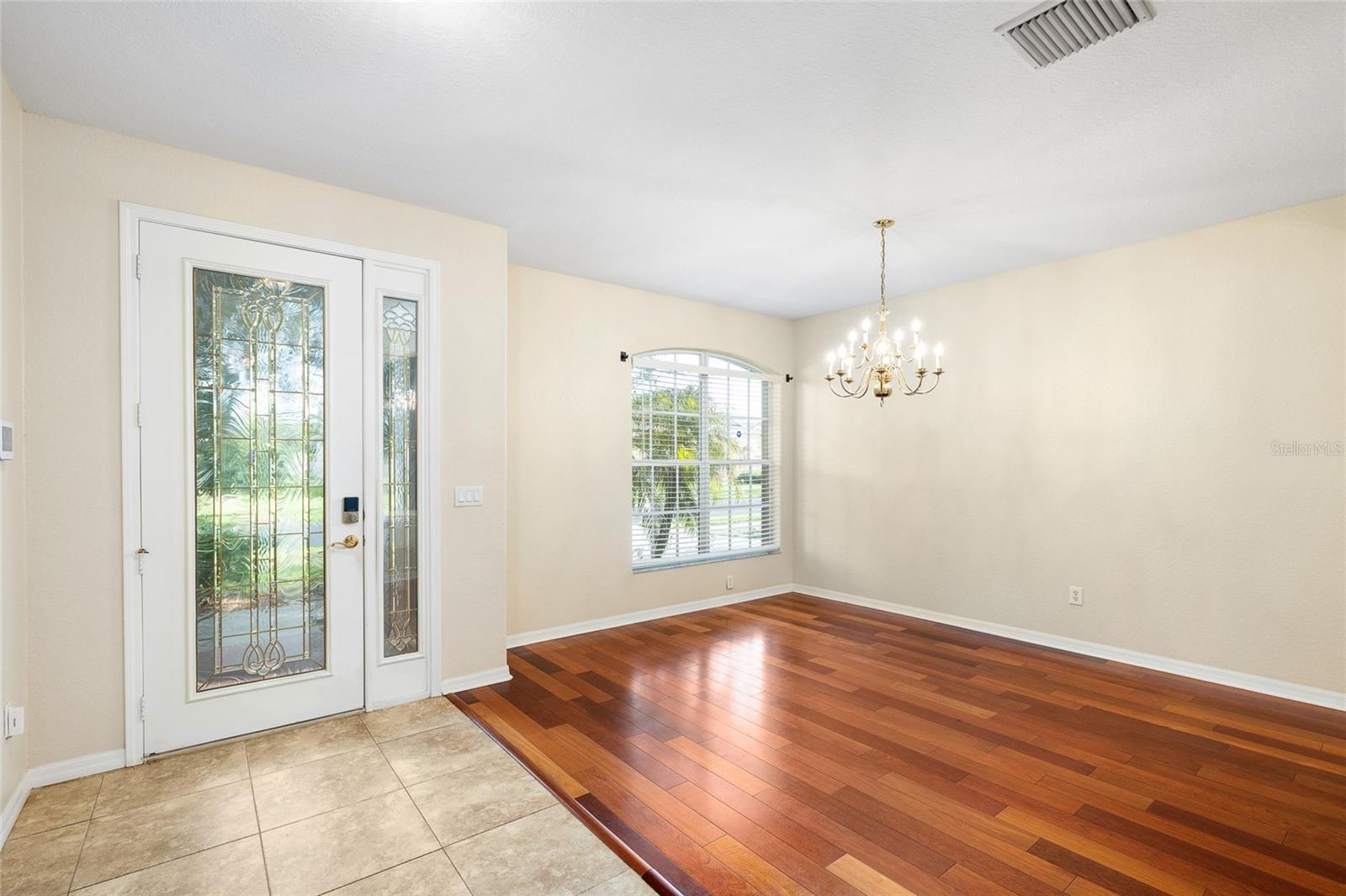 Image 8 of 50 For 27417 Silver Thatch Drive