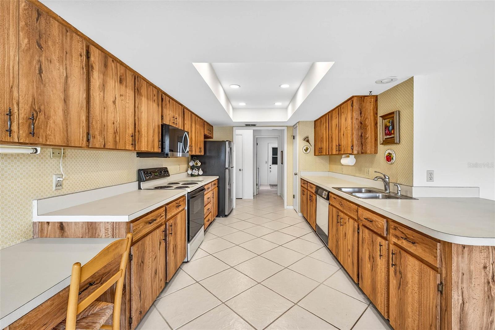 Image 14 of 31 For 2021 El Rancho Drive