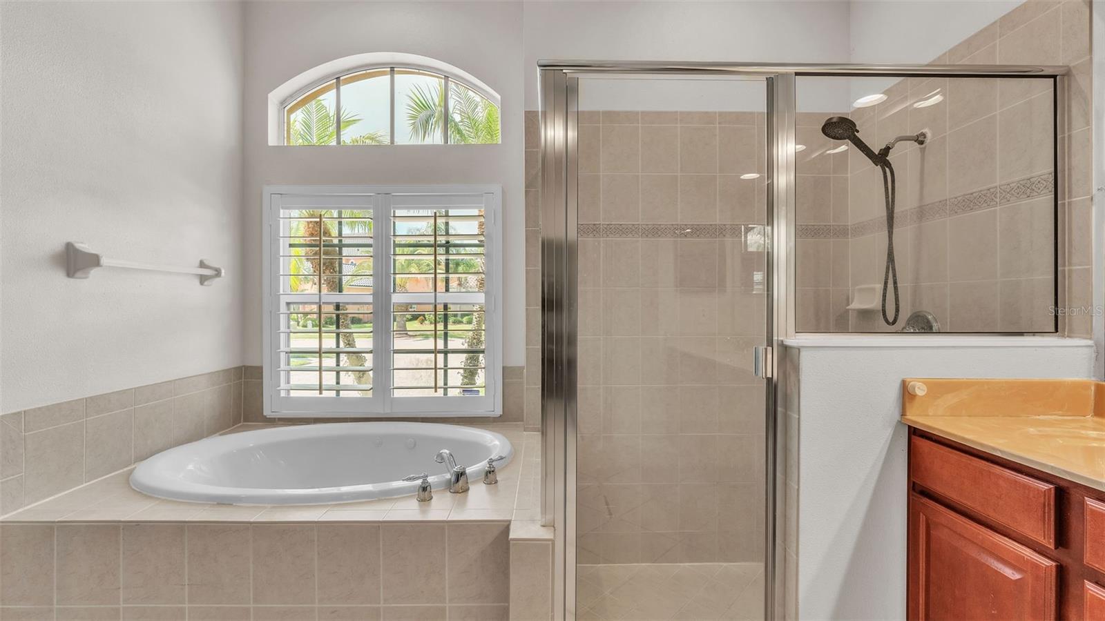 Image 28 of 39 For 10550 Bermuda Isle Drive
