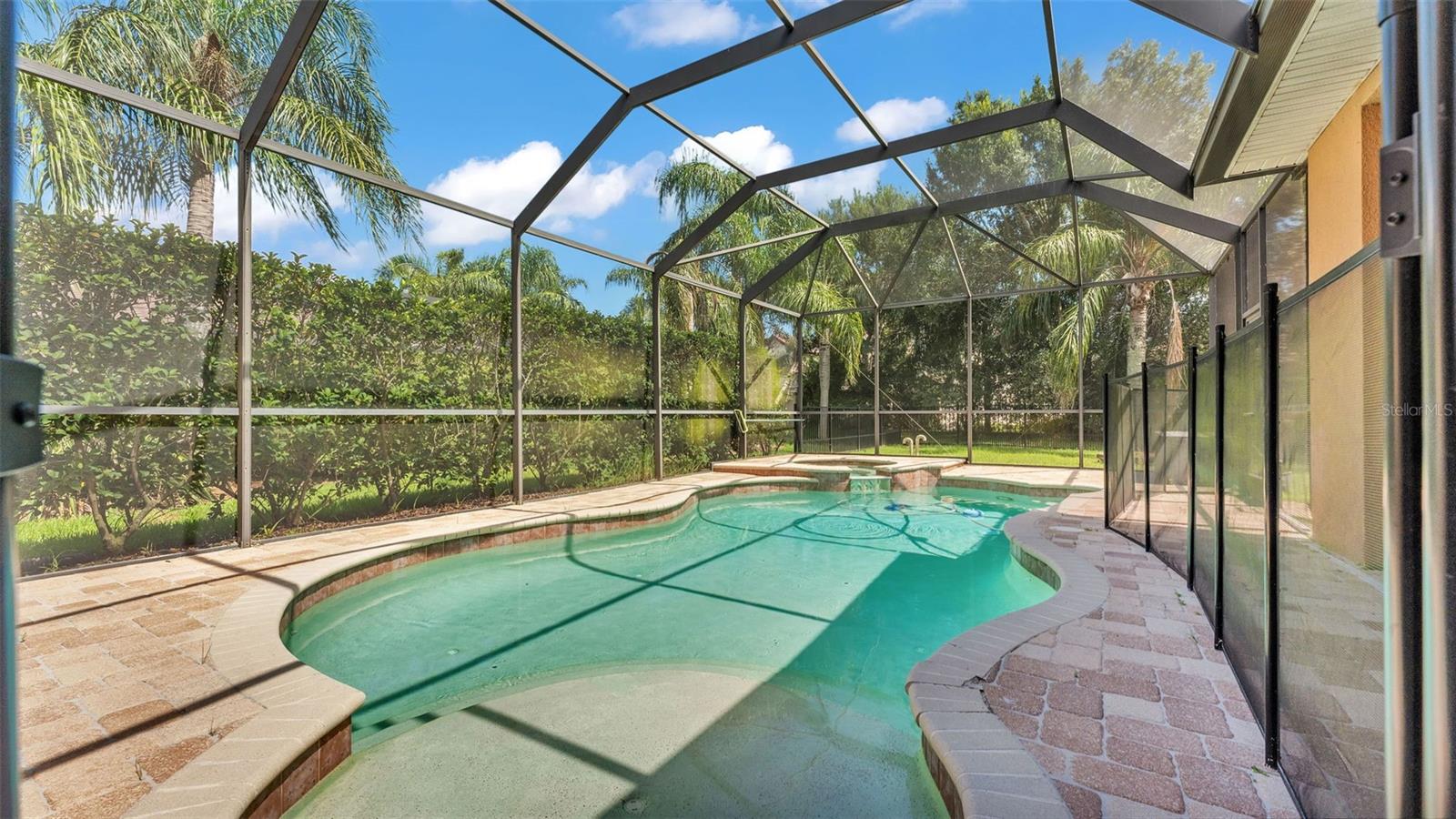 Image 30 of 39 For 10550 Bermuda Isle Drive