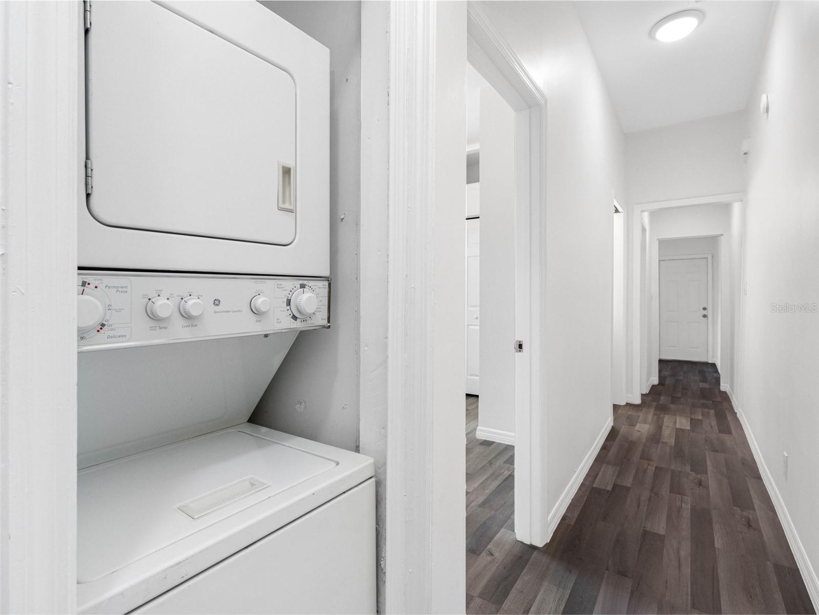 Image 13 of 59 For 2524 Cherry Street B