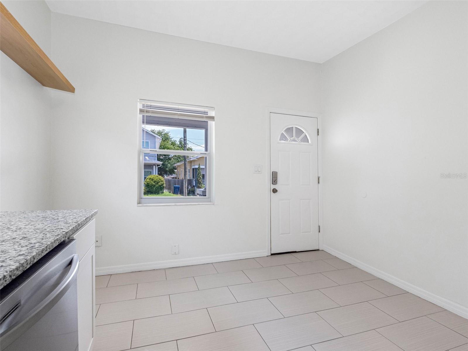 Image 40 of 59 For 2524 Cherry Street B