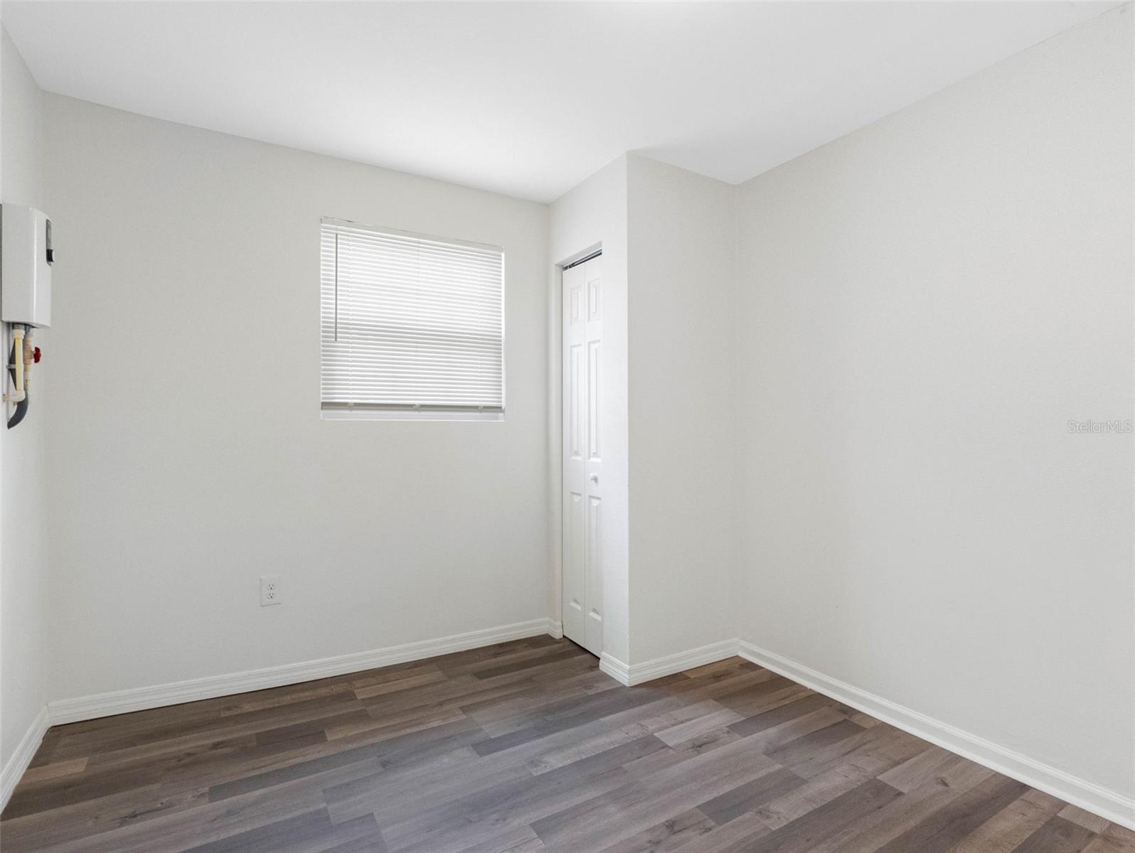 Image 54 of 59 For 2524 Cherry Street B