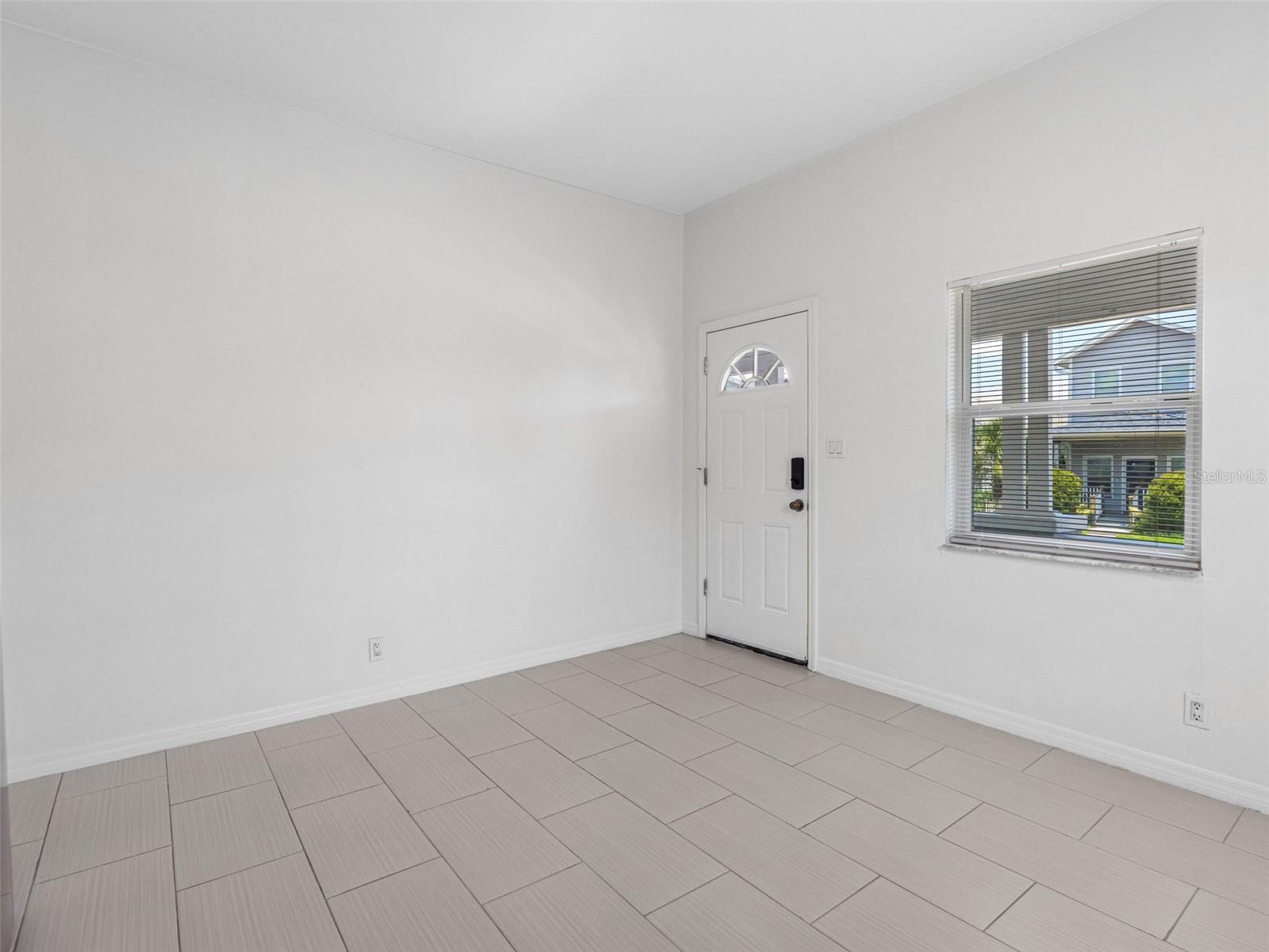 Image 9 of 59 For 2524 Cherry Street B