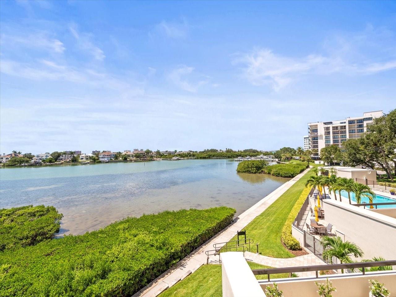 Image 25 of 66 For 4 Belleview Boulevard 203