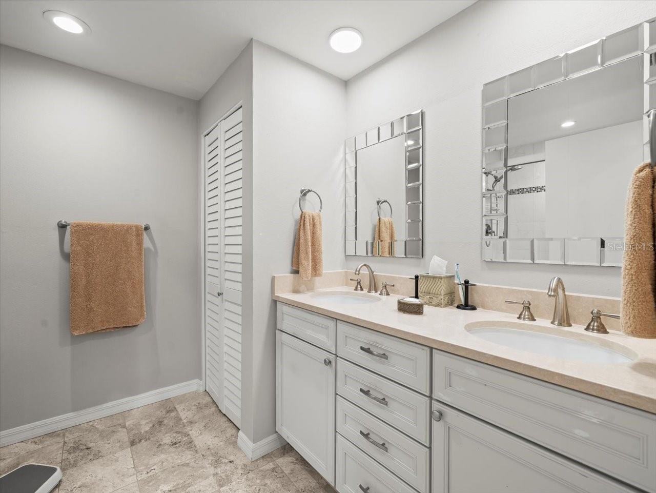 Image 47 of 66 For 4 Belleview Boulevard 203