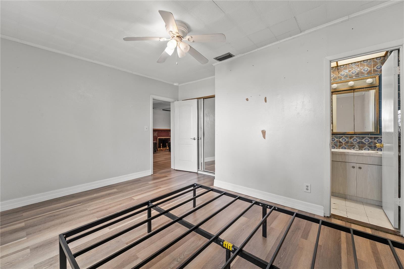 Image 54 of 58 For 3022 Beach Boulevard S