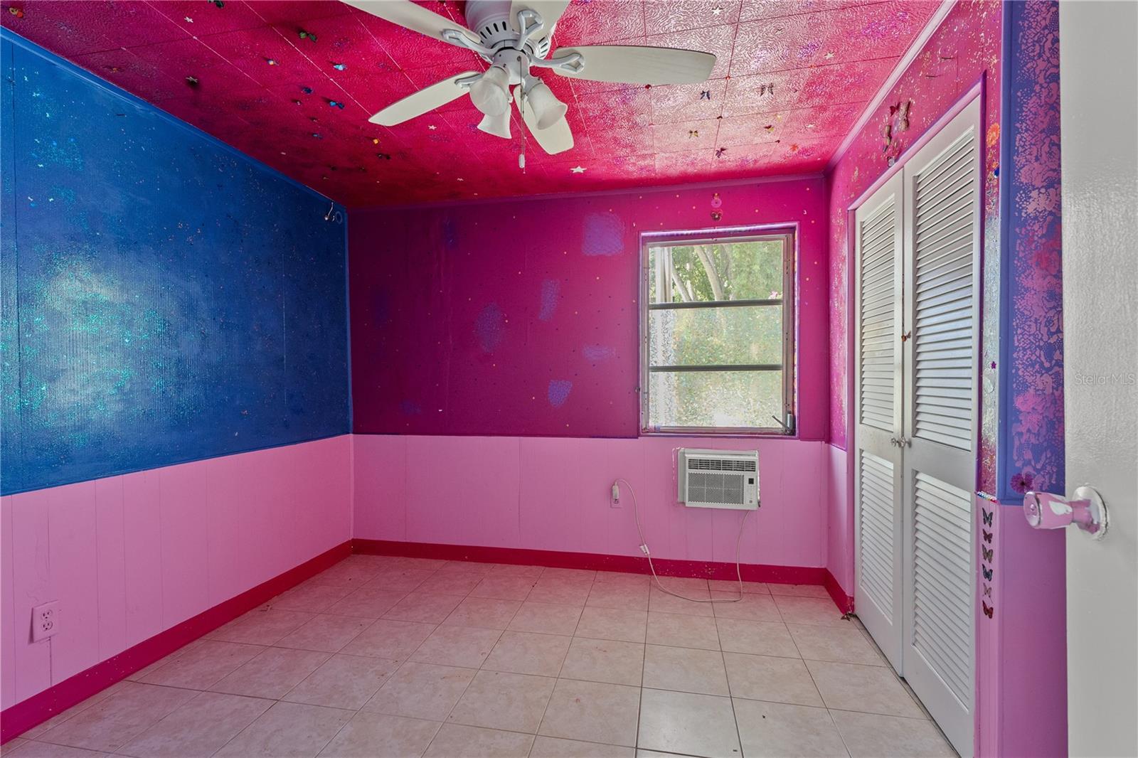 Image 6 of 58 For 3022 Beach Boulevard S