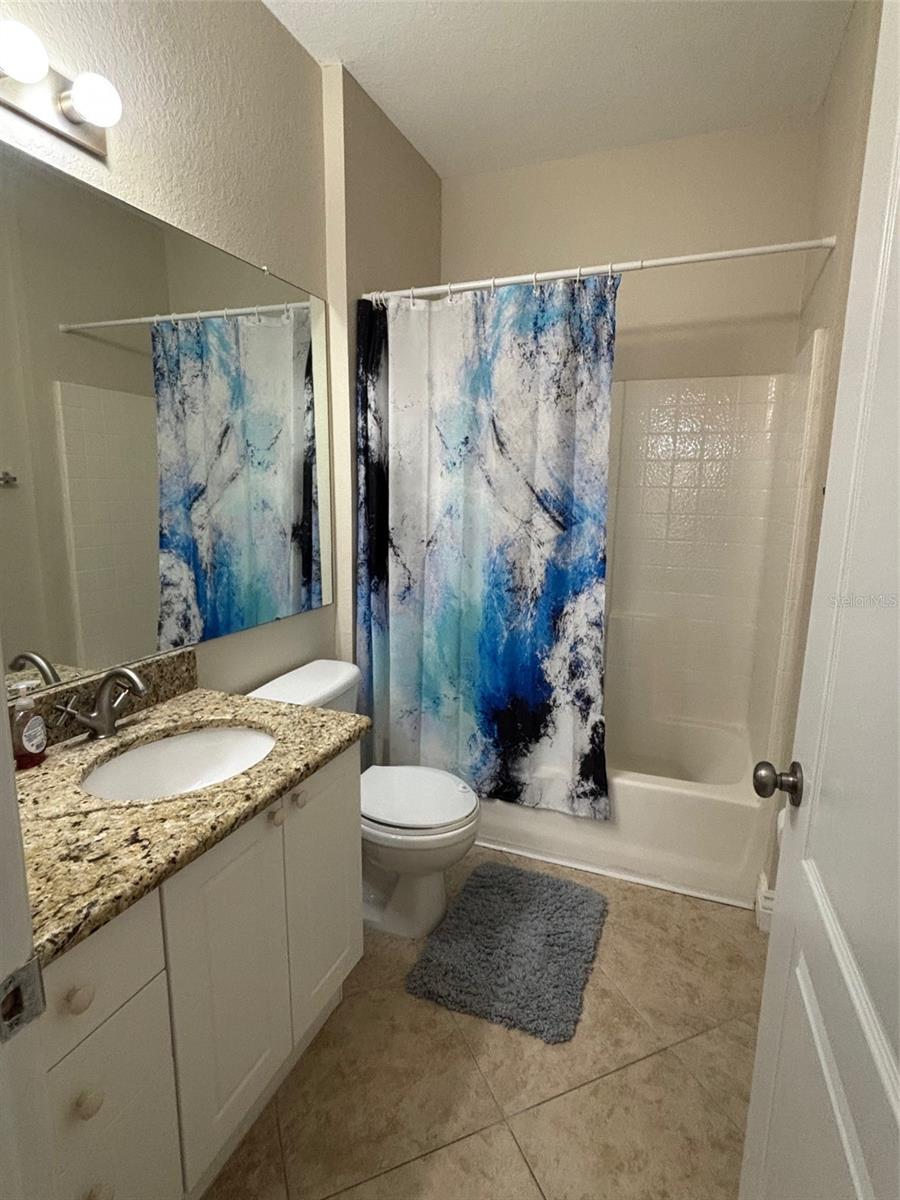 Image 16 of 33 For 2732 Via Murano  532