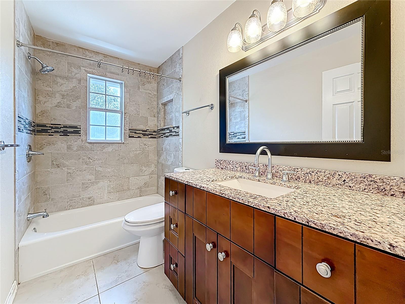 Image 29 of 49 For 125 Mystic Lake Terrace N