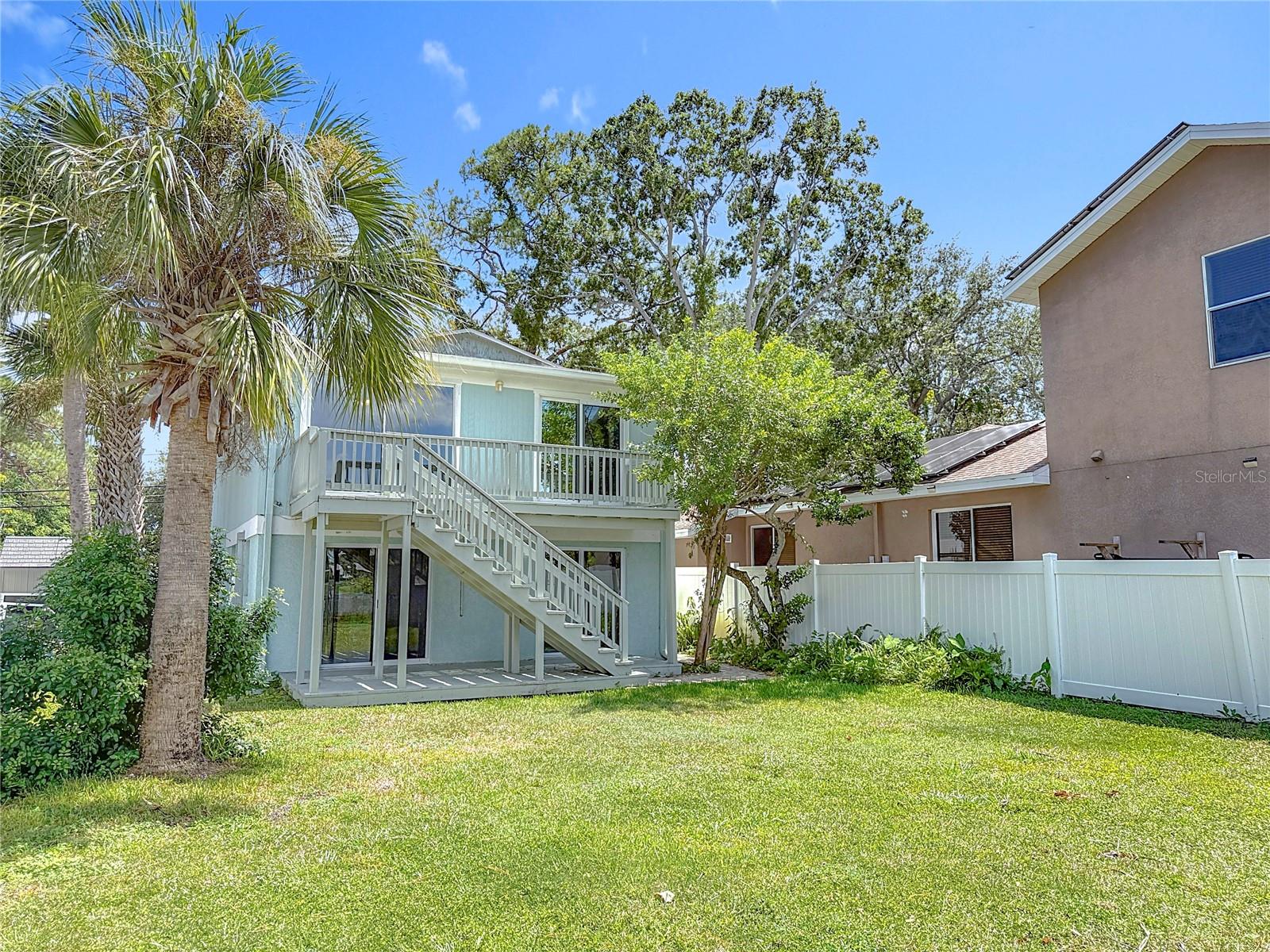 Image 42 of 49 For 125 Mystic Lake Terrace N