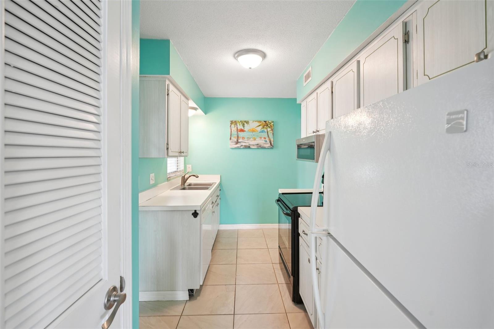 Image 11 of 24 For 1115 Rue Des Chateaux  2a