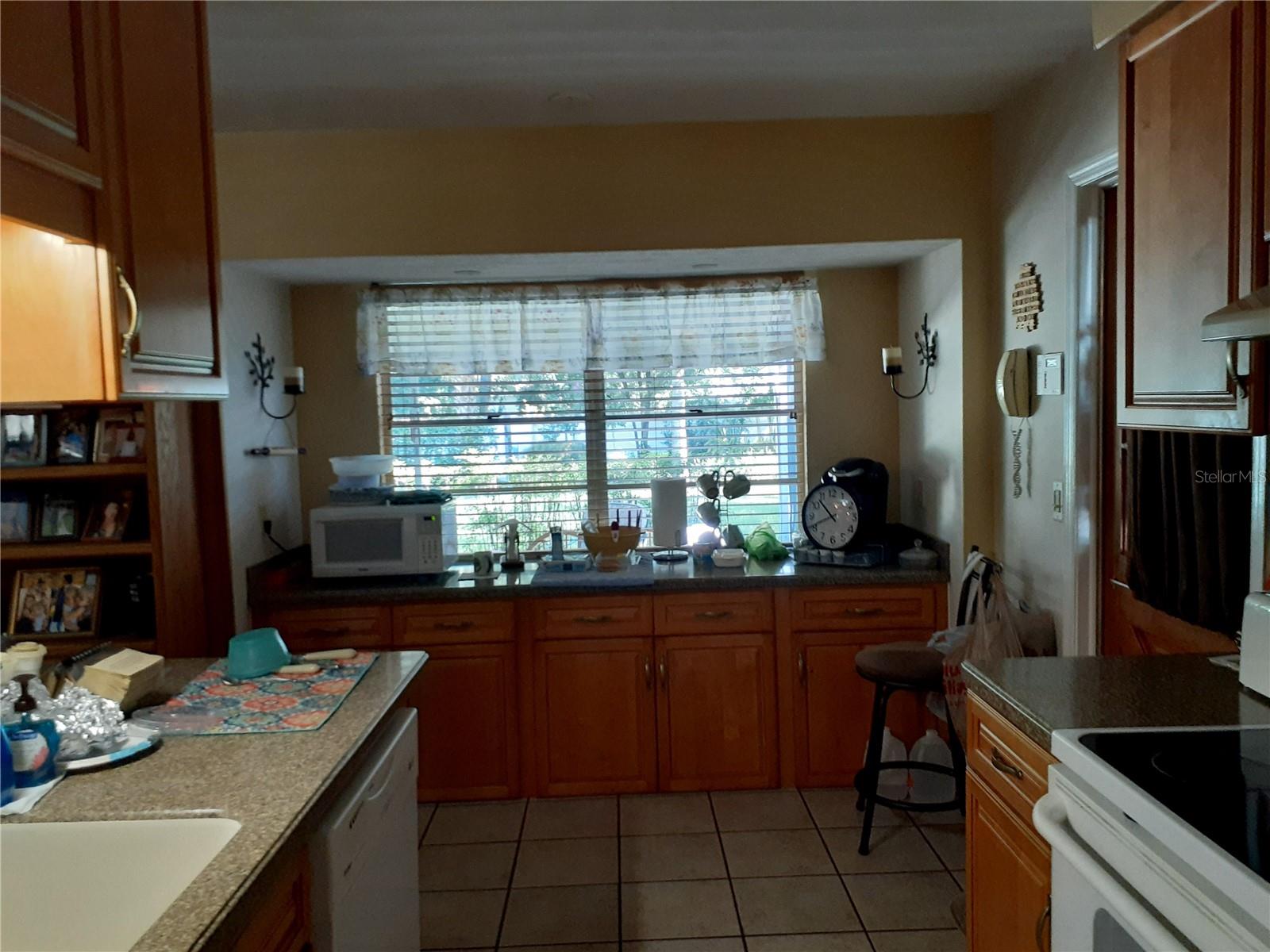 Image 10 of 28 For 8710 Lanway Drive