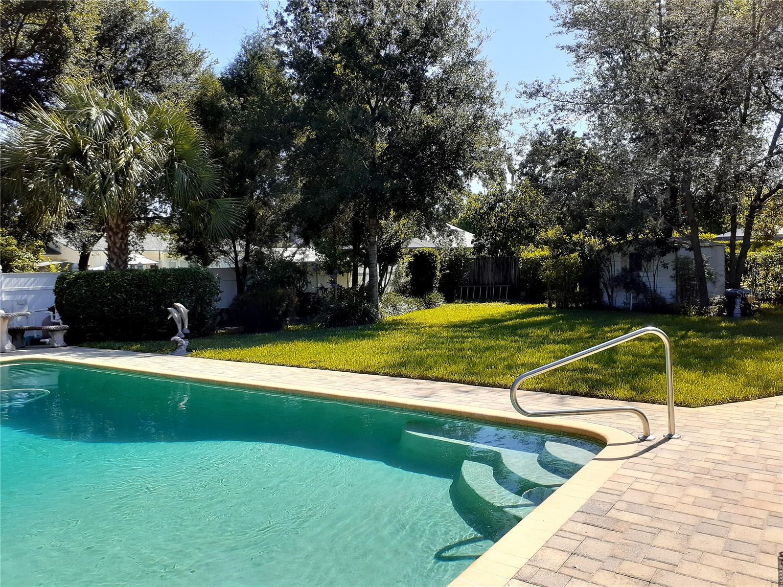 Image 4 of 28 For 8710 Lanway Drive