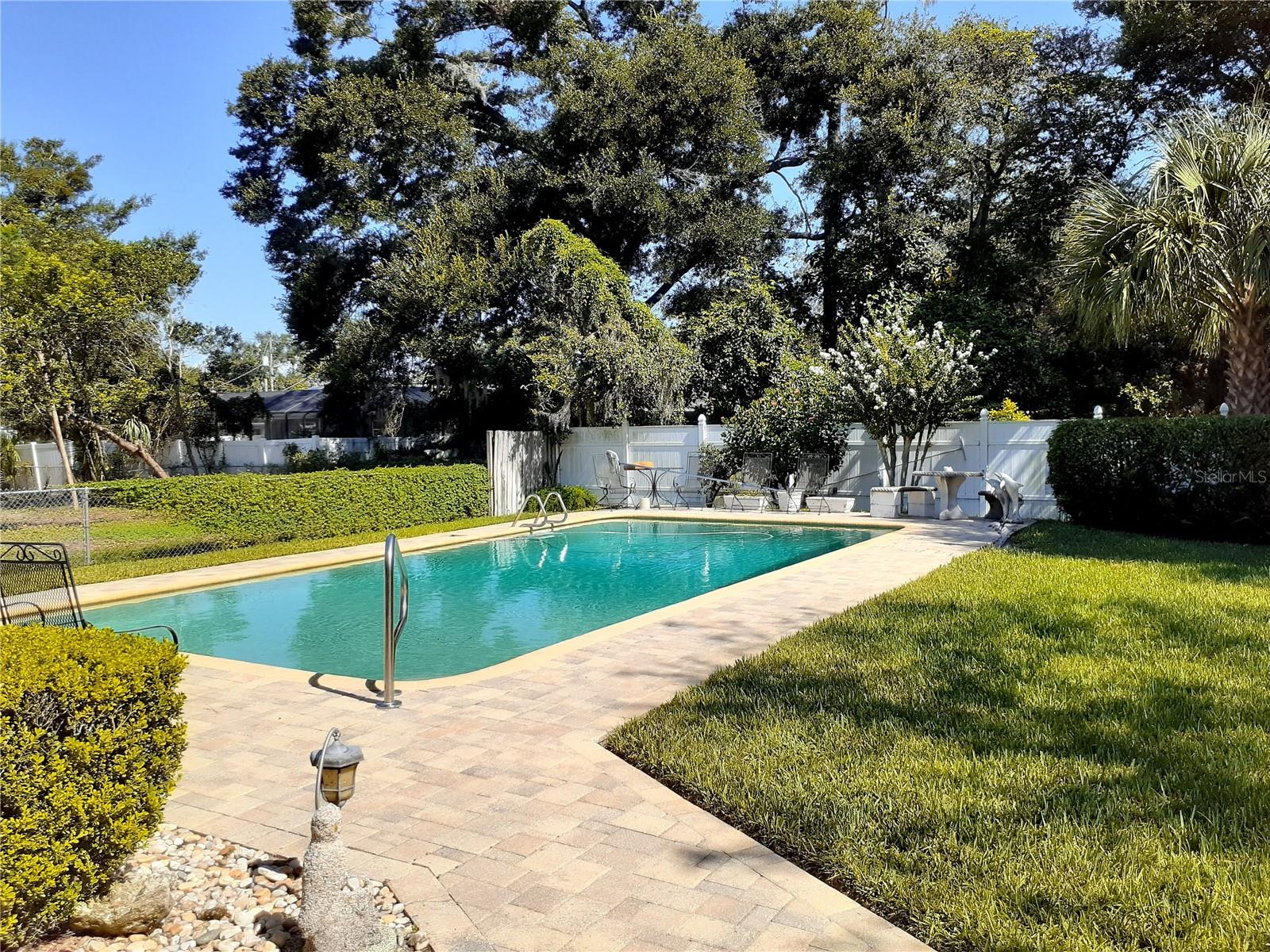 Image 5 of 28 For 8710 Lanway Drive