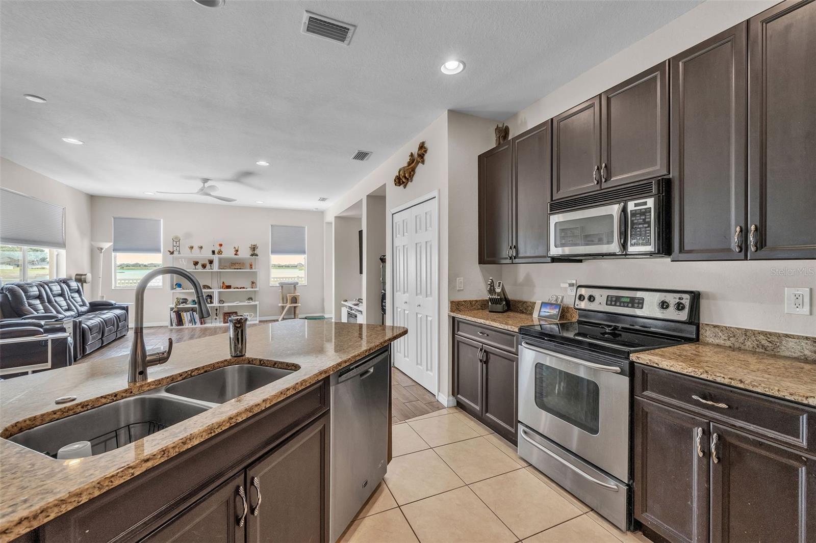 Image 6 of 50 For 11319 Laurel Brook Court