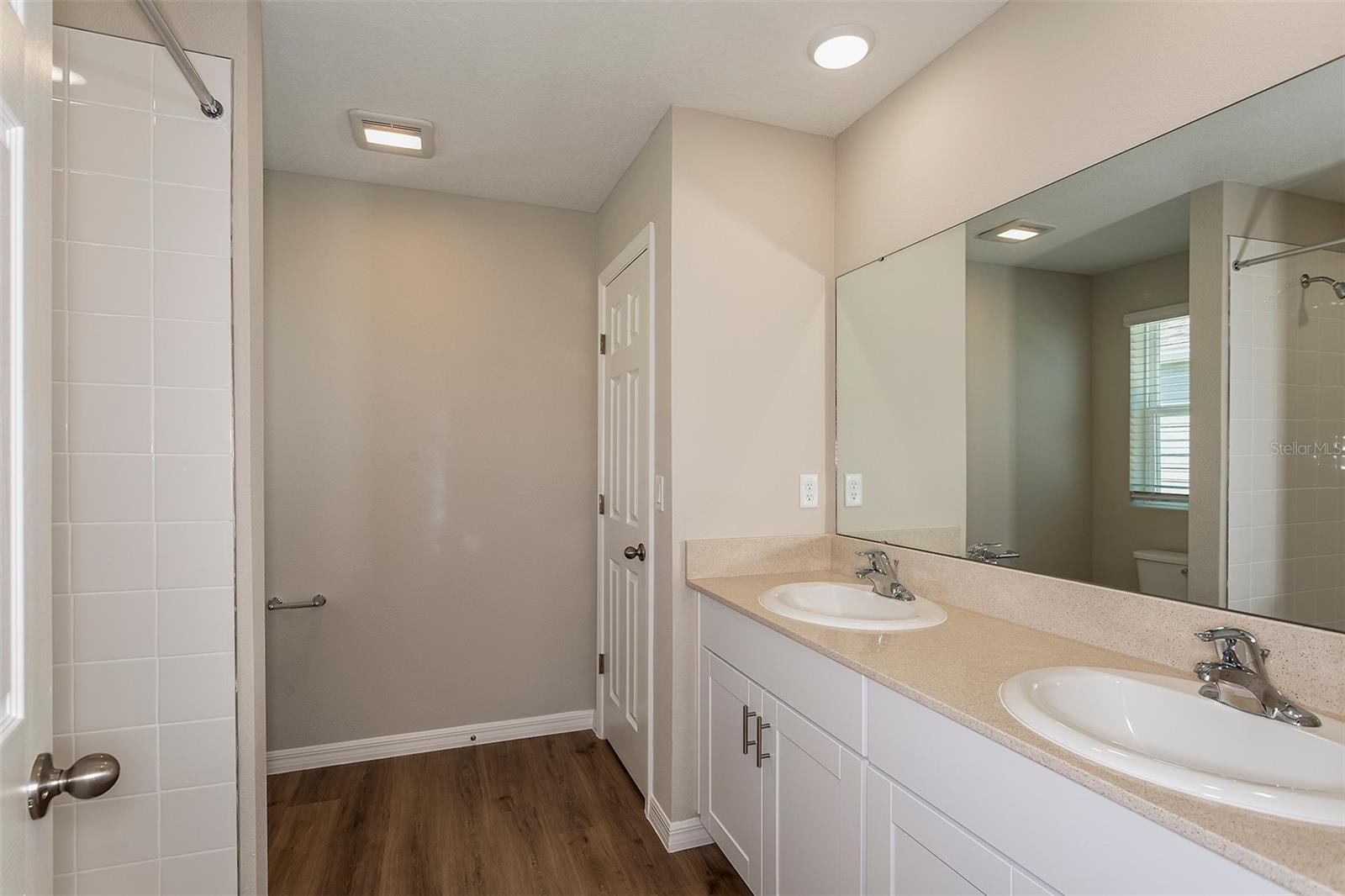 Image 15 of 18 For 6048 Navona Way
