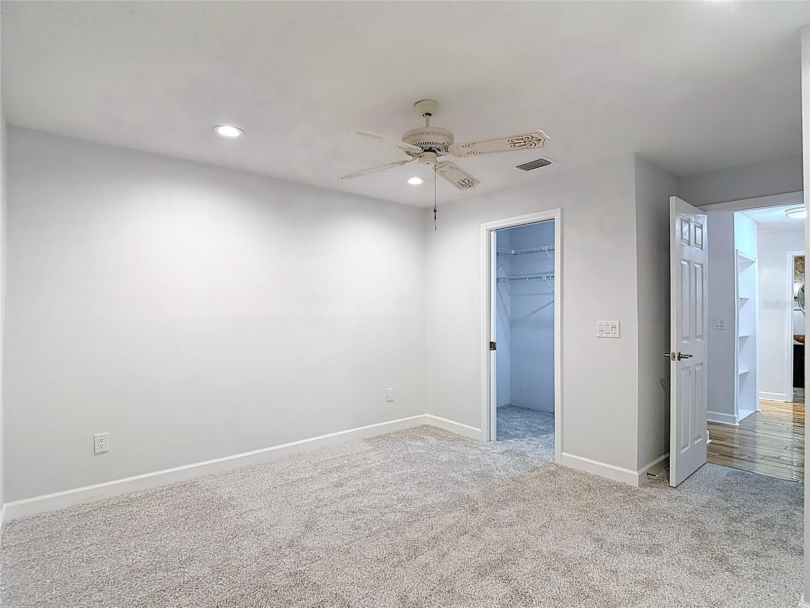 Image 30 of 42 For 4621 Dewey Dr