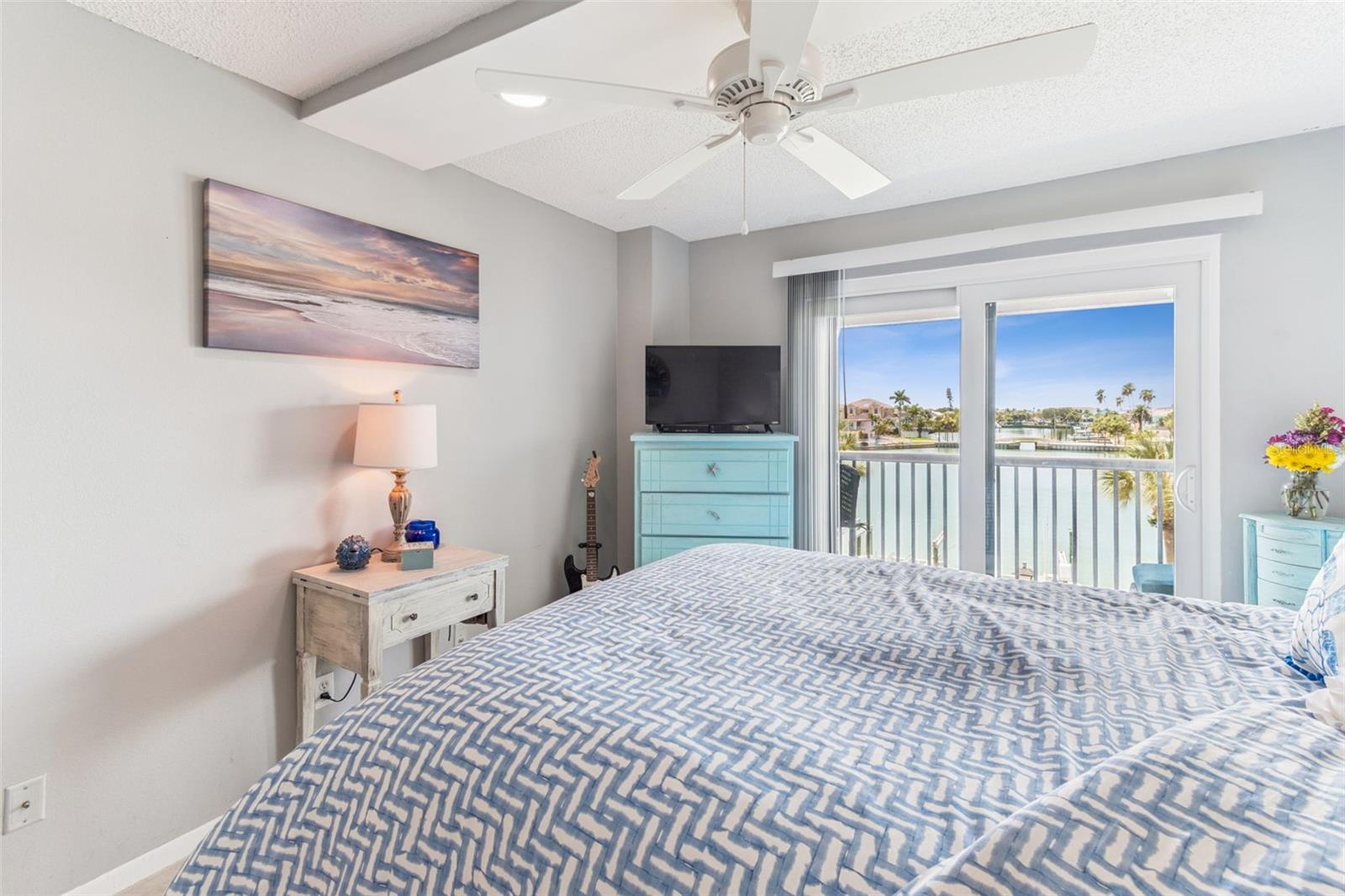 Image 20 of 62 For 1651 Sand Key Estates Court 25