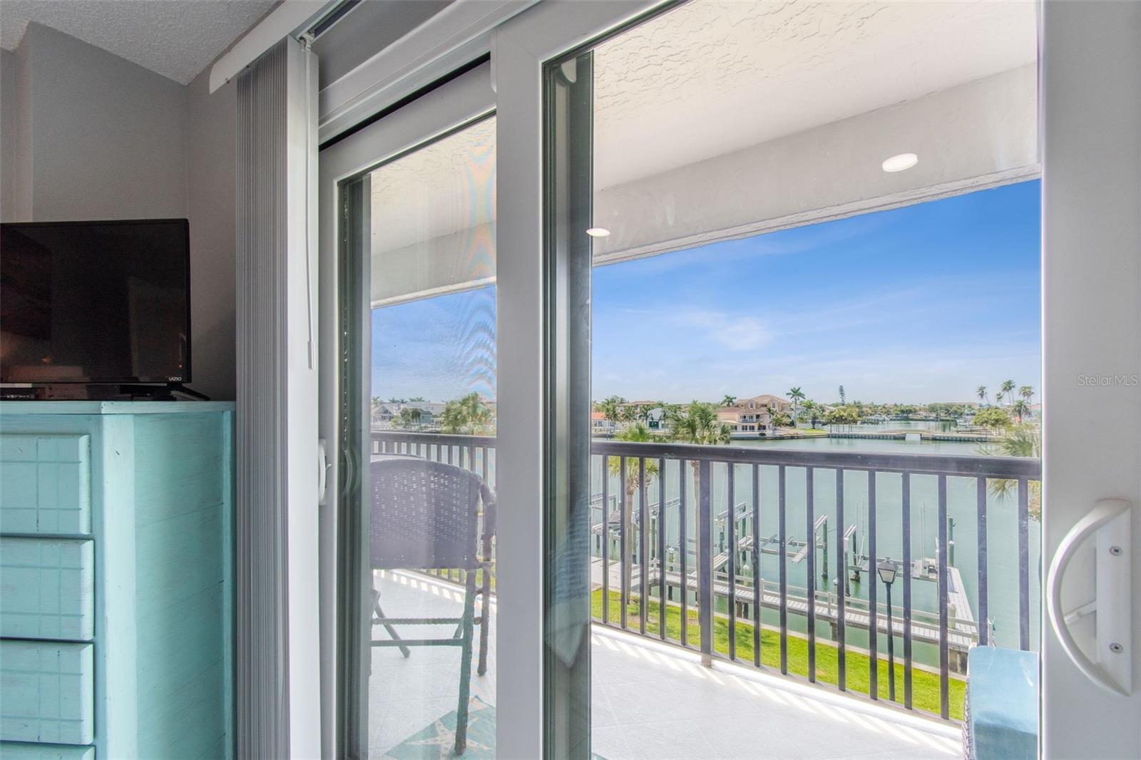 Image 23 of 62 For 1651 Sand Key Estates Court 25