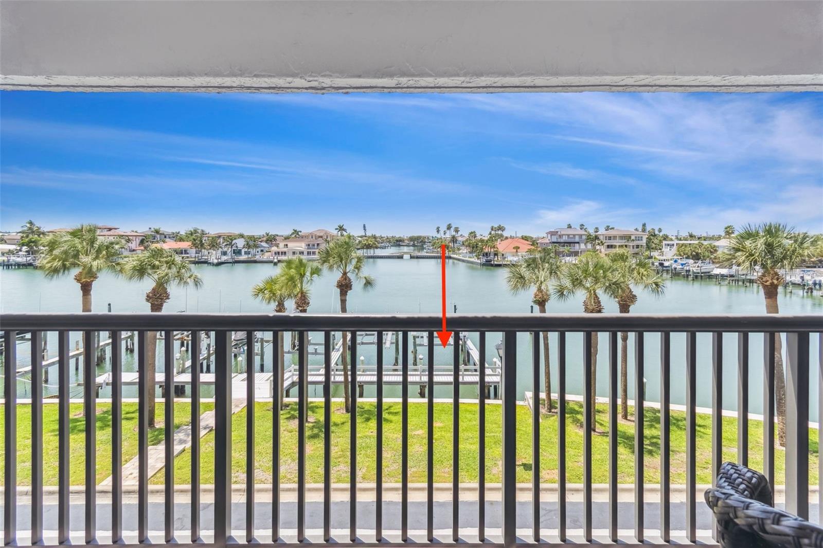 Image 24 of 62 For 1651 Sand Key Estates Court 25