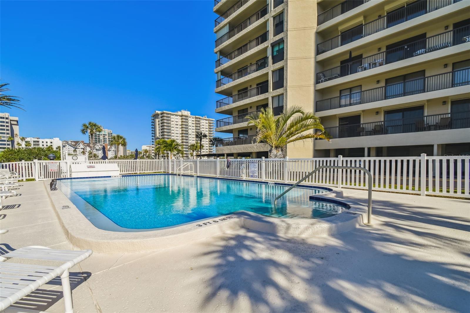 Image 28 of 62 For 1651 Sand Key Estates Court 25