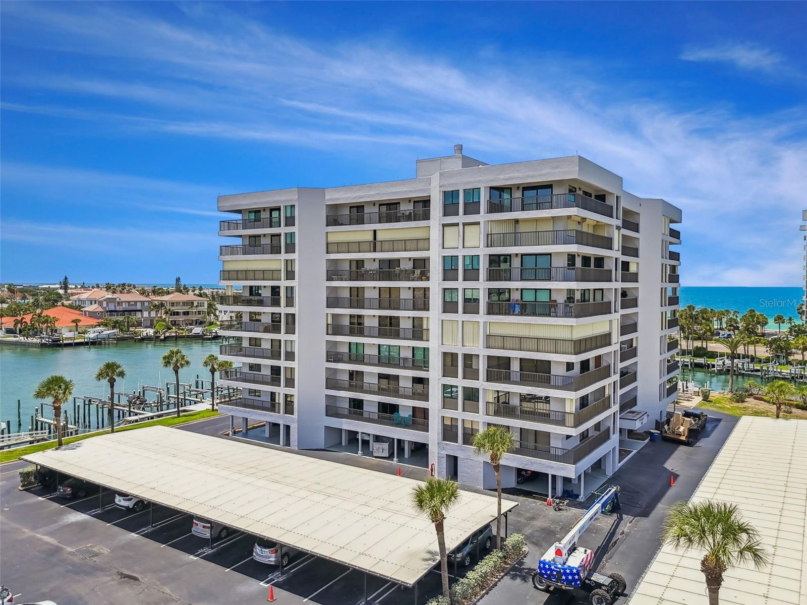 Image 29 of 62 For 1651 Sand Key Estates Court 25