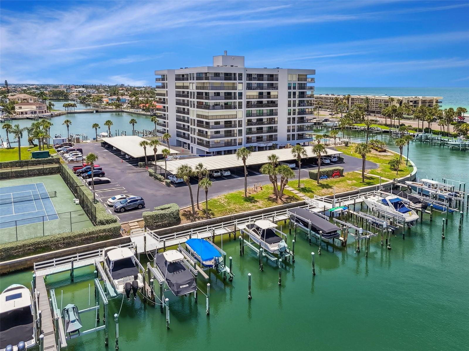 Image 30 of 62 For 1651 Sand Key Estates Court 25