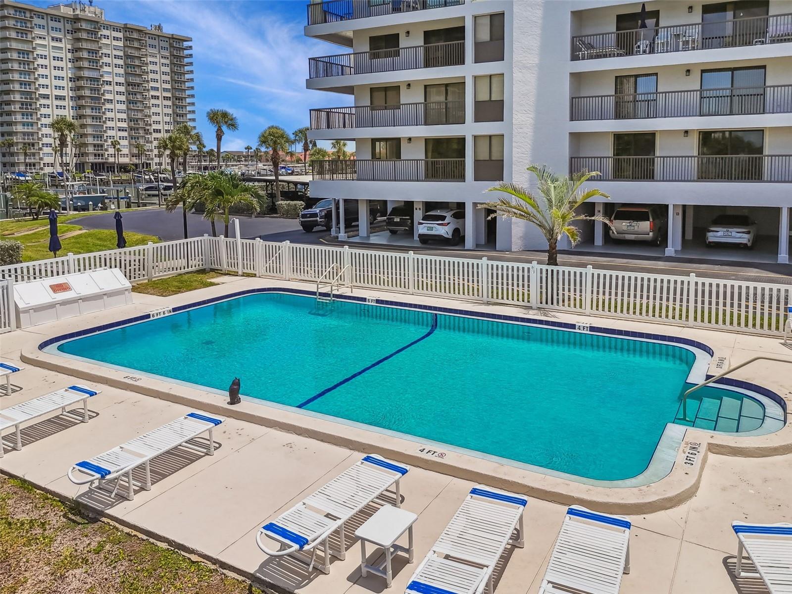 Image 39 of 62 For 1651 Sand Key Estates Court 25