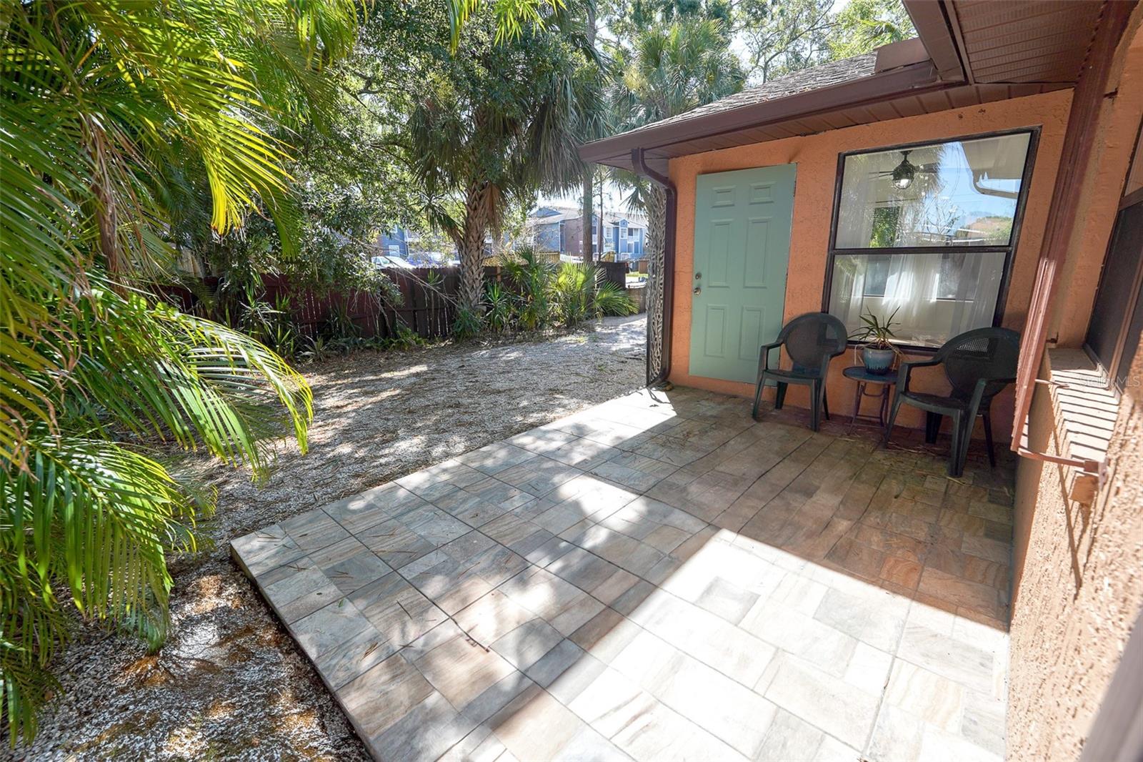 Image 19 of 19 For 10729 Drummond Road W
