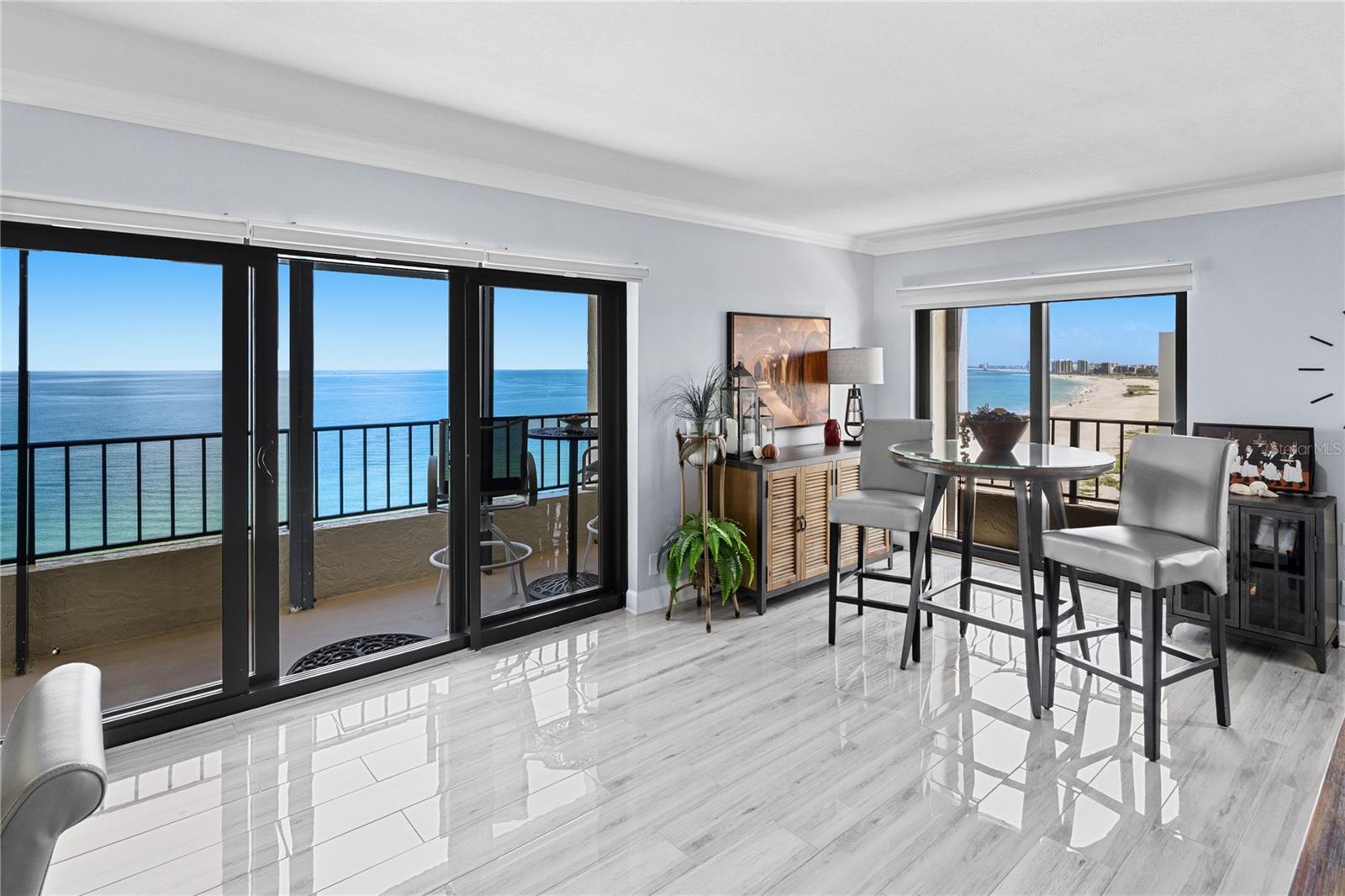 Image 10 of 57 For 1480 Gulf Boulevard 1104