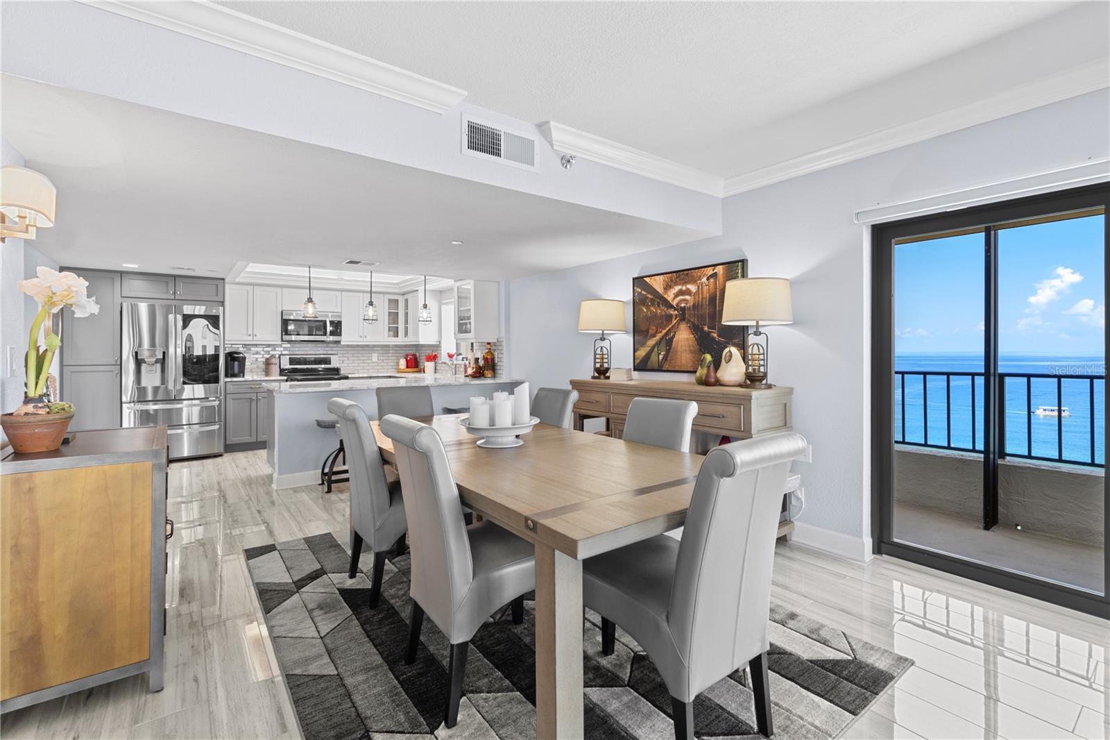 Image 11 of 57 For 1480 Gulf Boulevard 1104