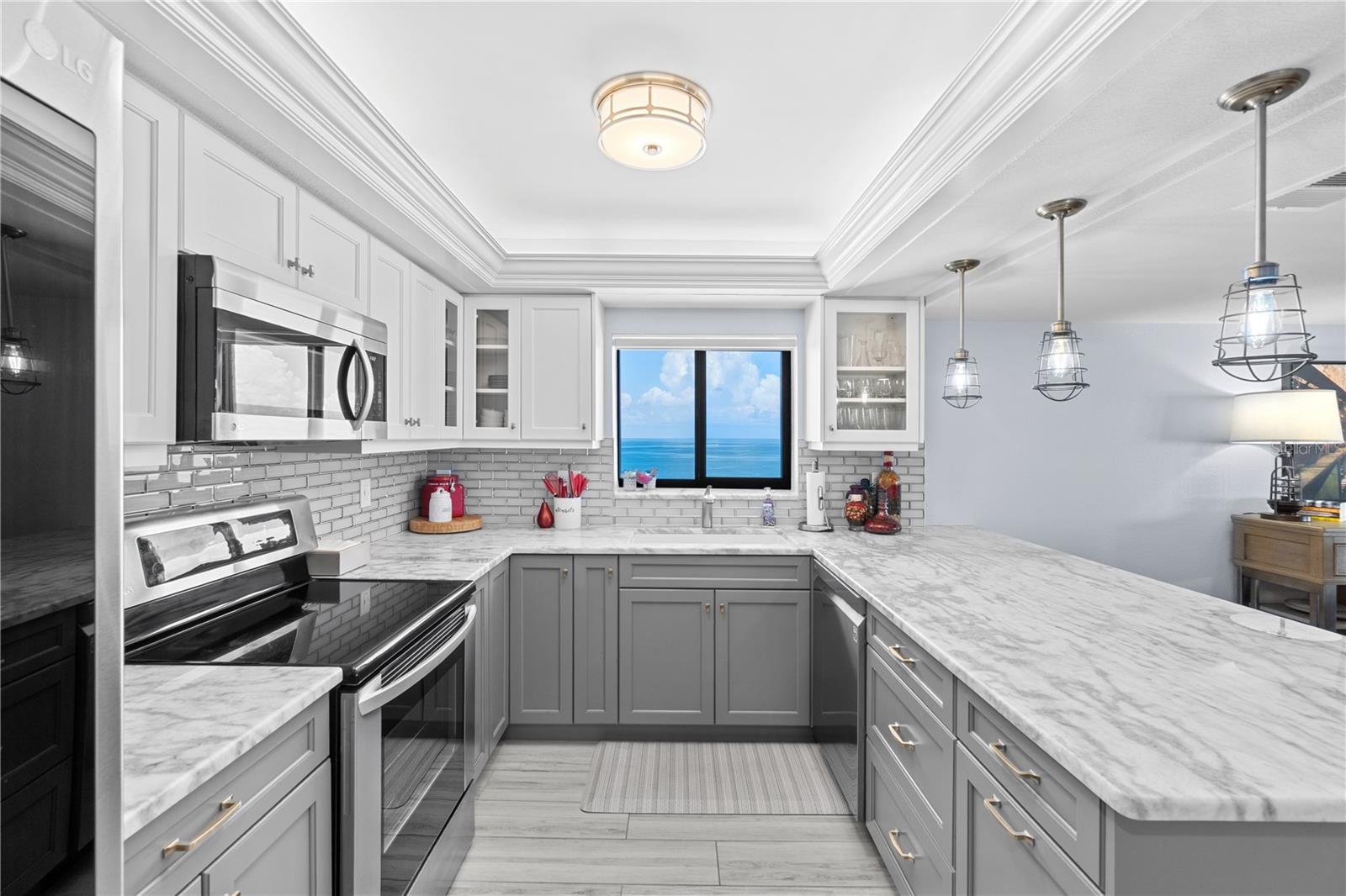 Image 4 of 57 For 1480 Gulf Boulevard 1104
