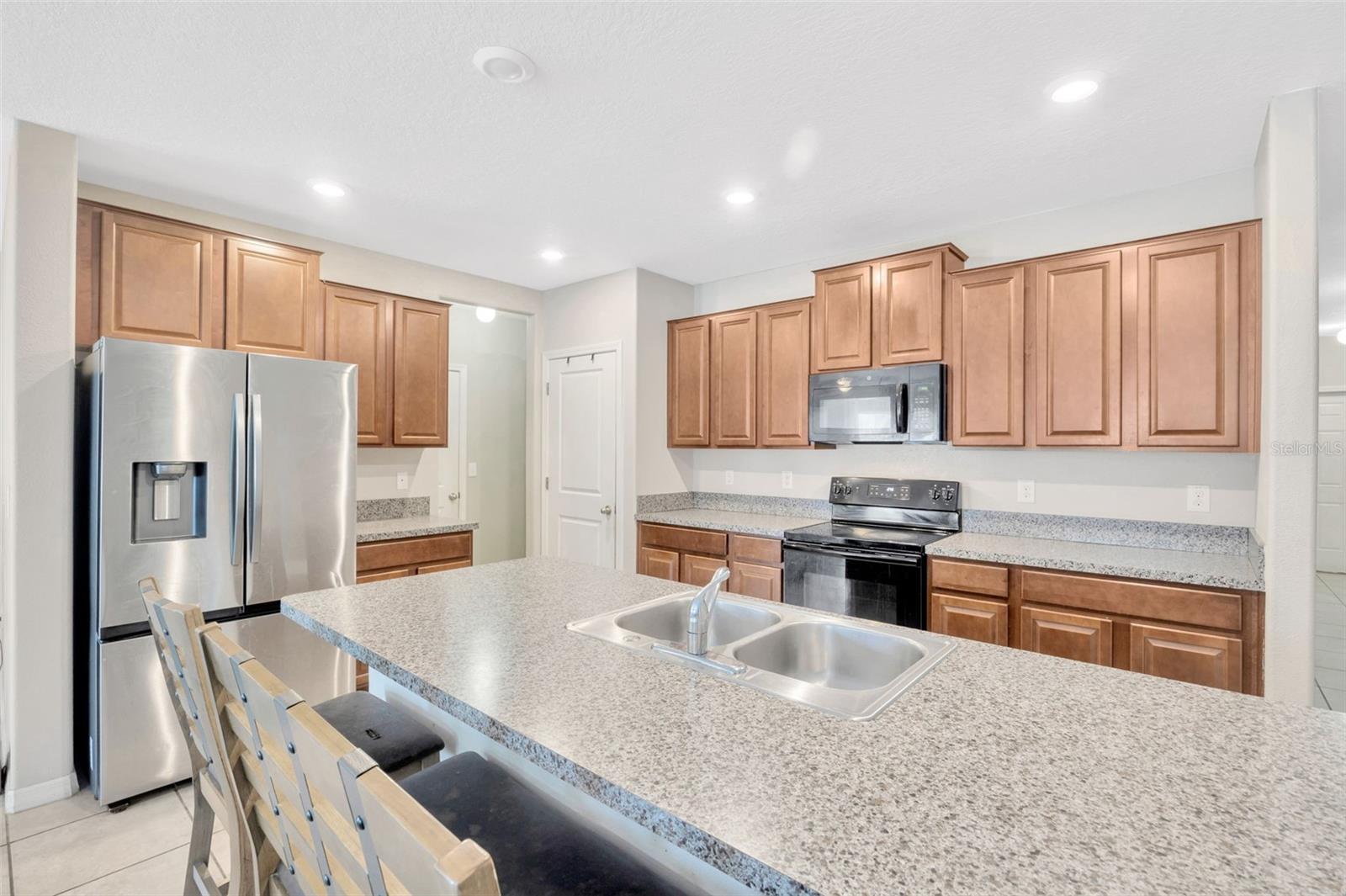 Listing photo id 12 for 12605 Flatwood Creek Drive