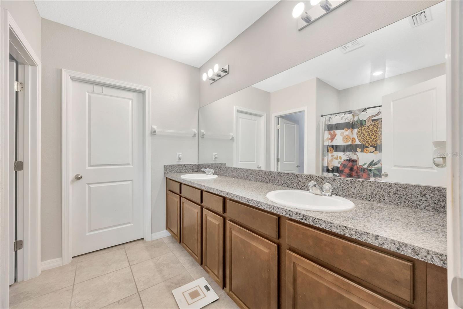 Listing photo id 23 for 12605 Flatwood Creek Drive