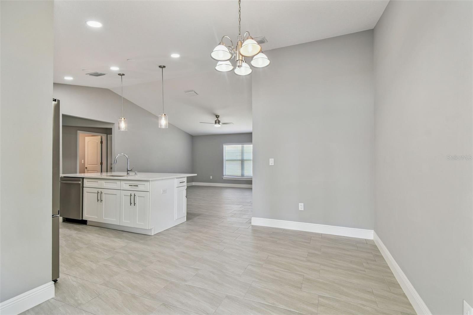 Image 12 of 42 For 103 2nd Avenue Ne