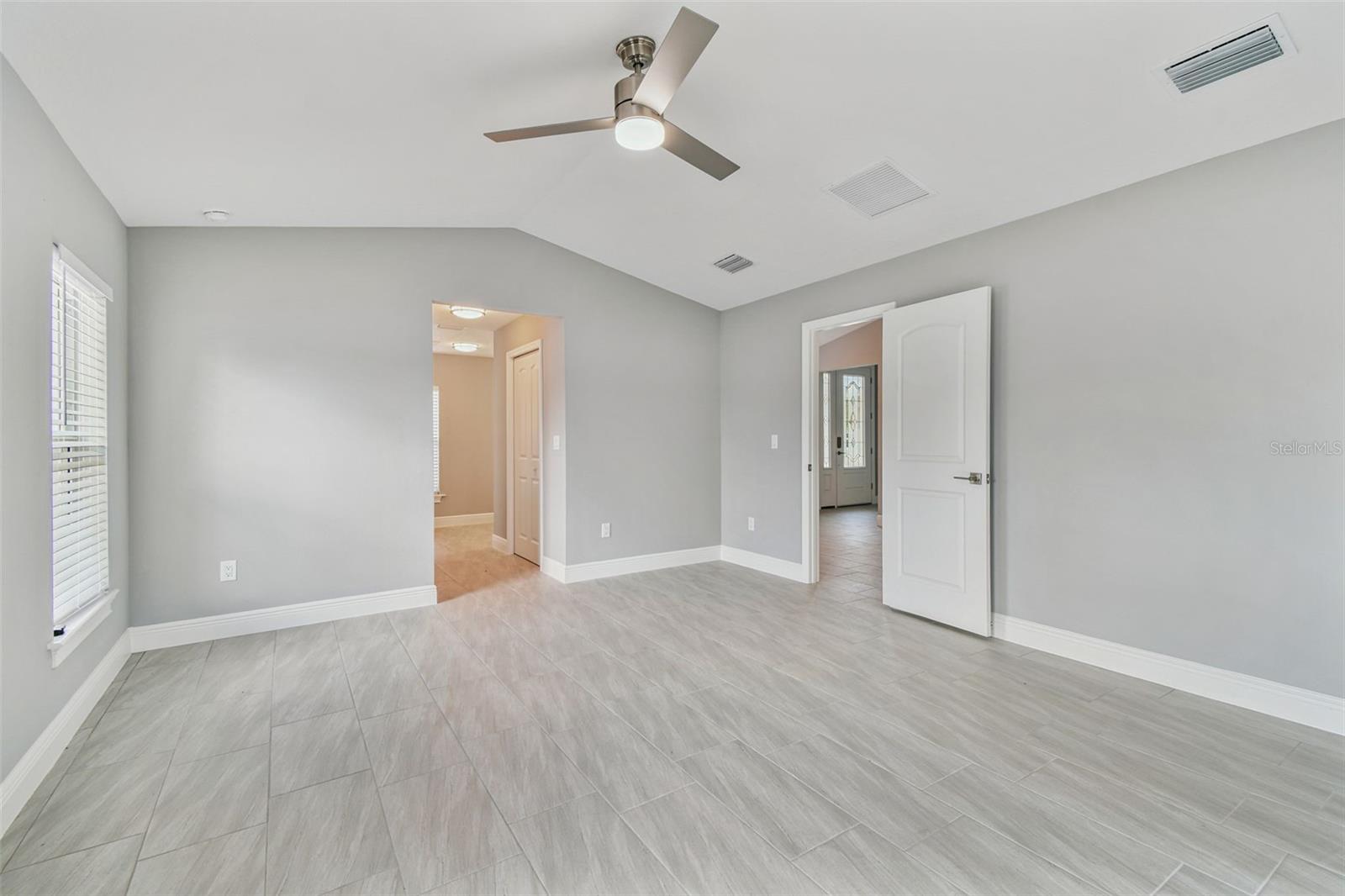 Image 19 of 42 For 103 2nd Avenue Ne