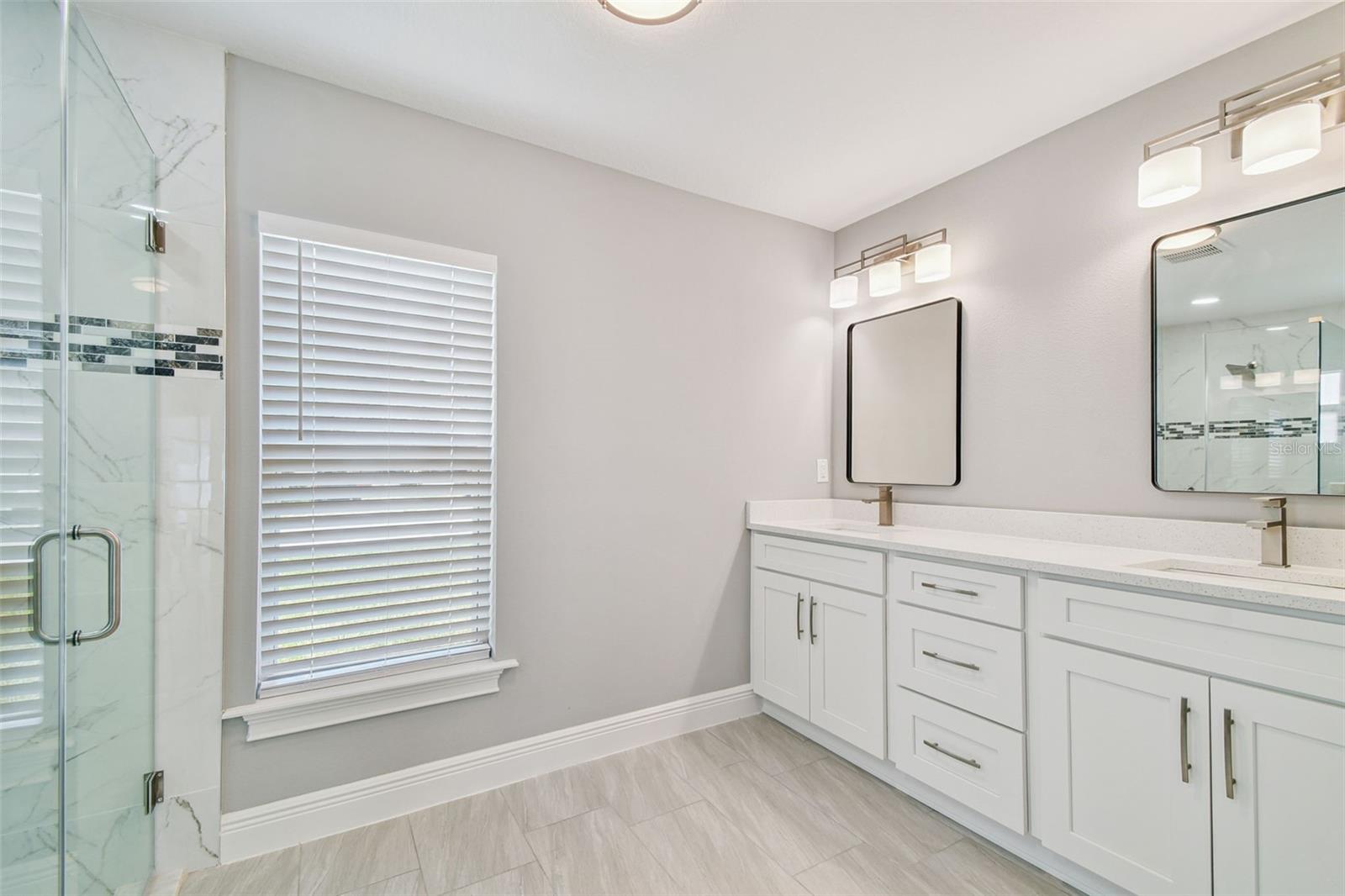 Image 21 of 42 For 103 2nd Avenue Ne