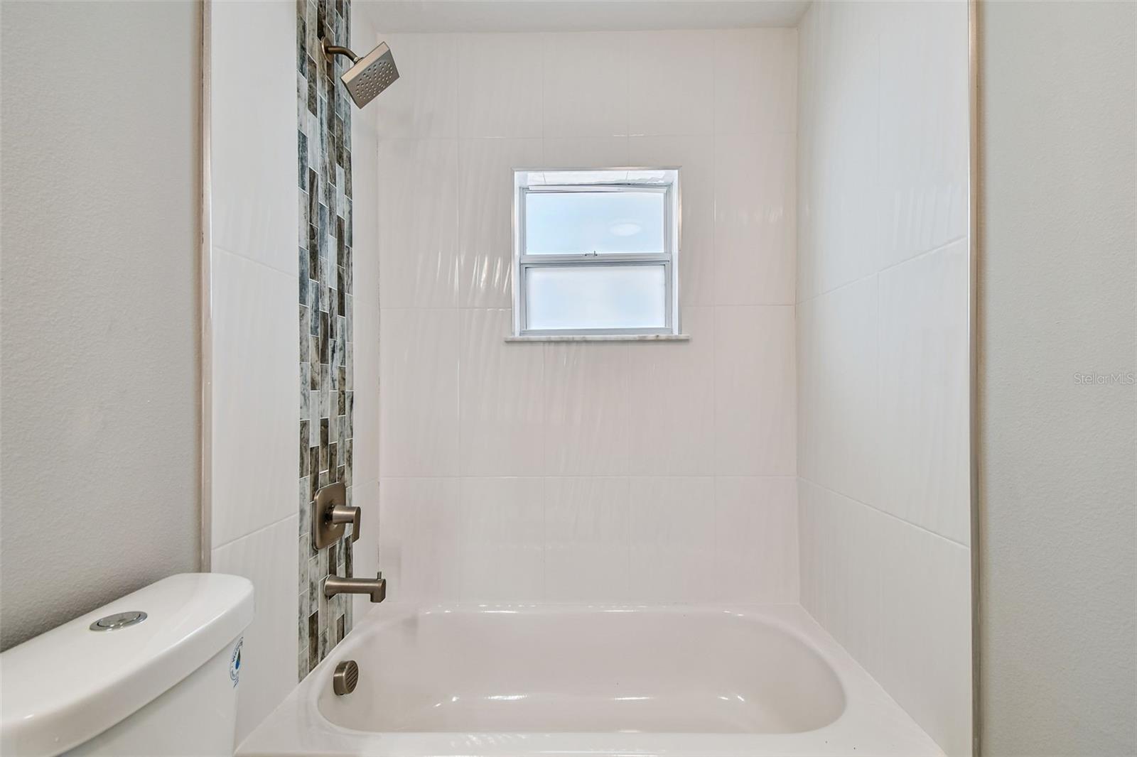 Image 28 of 42 For 103 2nd Avenue Ne