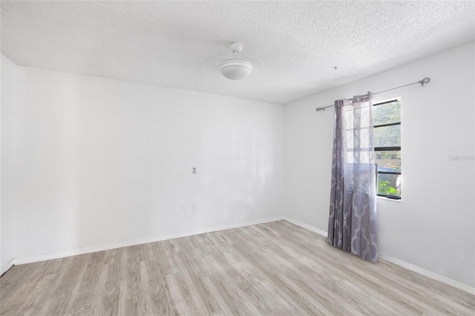 Image 13 of 35 For 639 Michigan Boulevard 1500