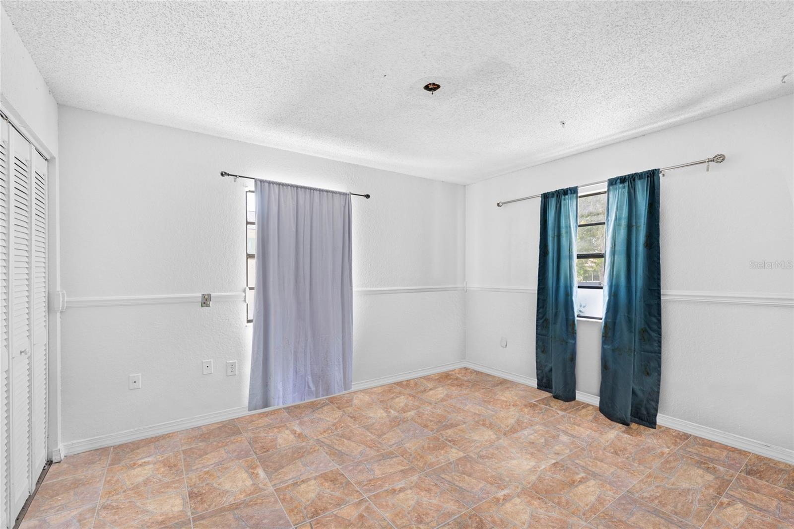 Image 23 of 35 For 639 Michigan Boulevard 1500