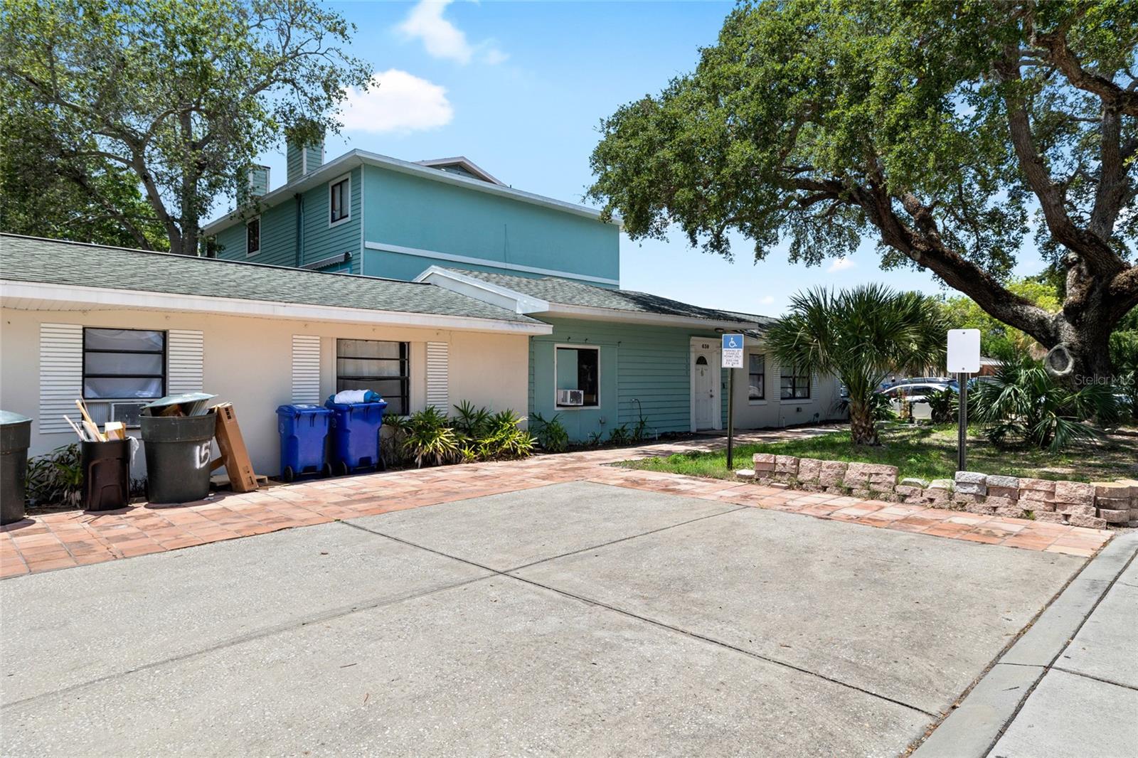 Image 3 of 35 For 639 Michigan Boulevard 1500