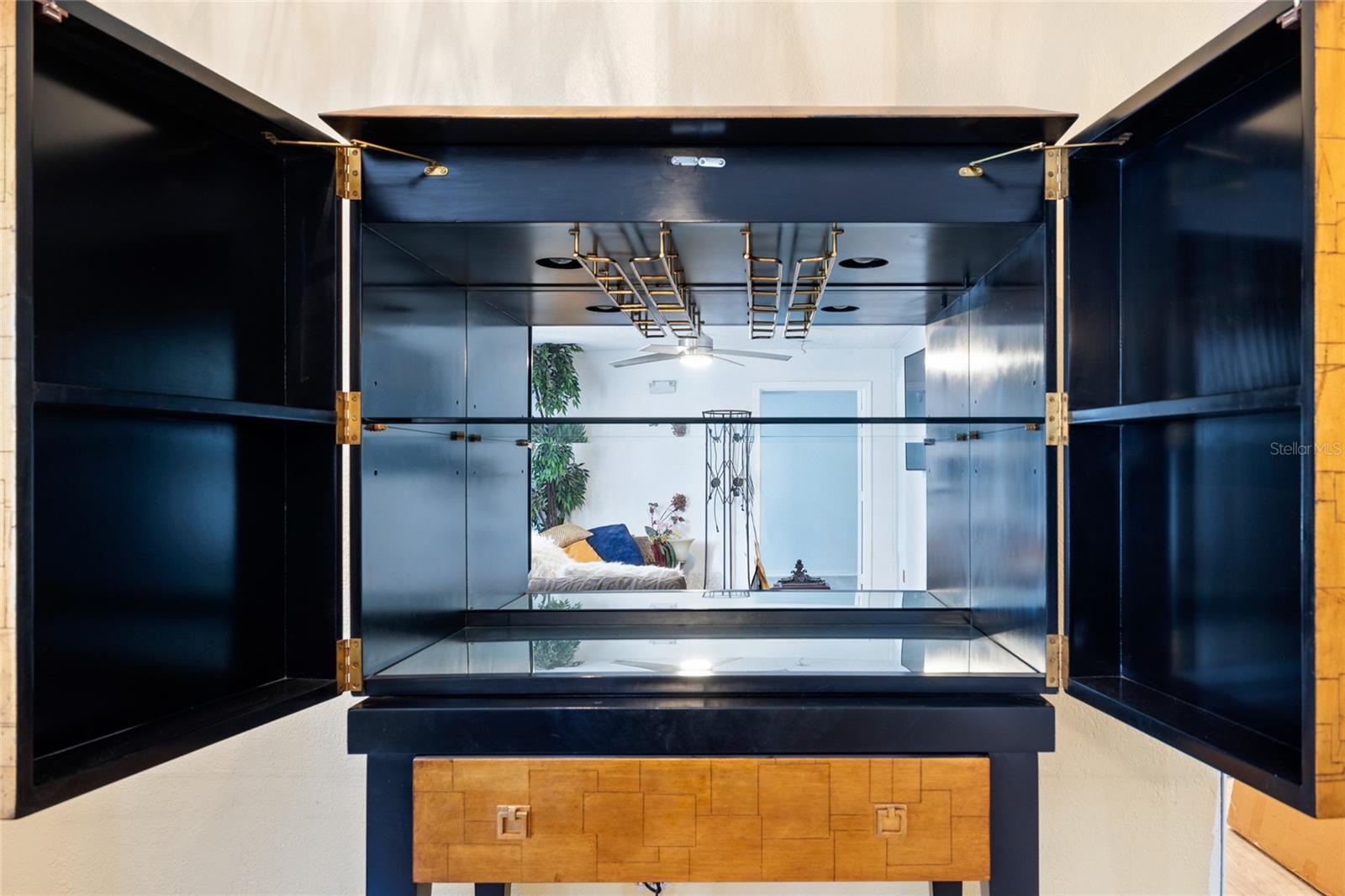 Image 6 of 35 For 639 Michigan Boulevard 1500