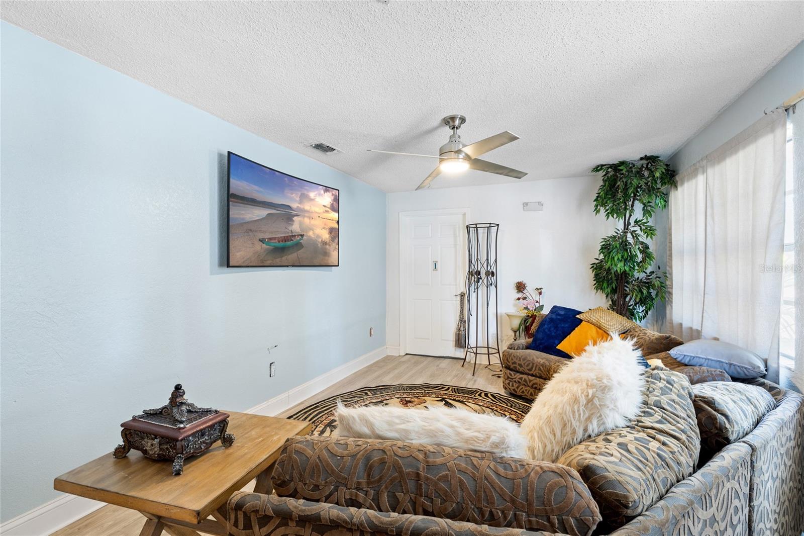 Image 7 of 35 For 639 Michigan Boulevard 1500