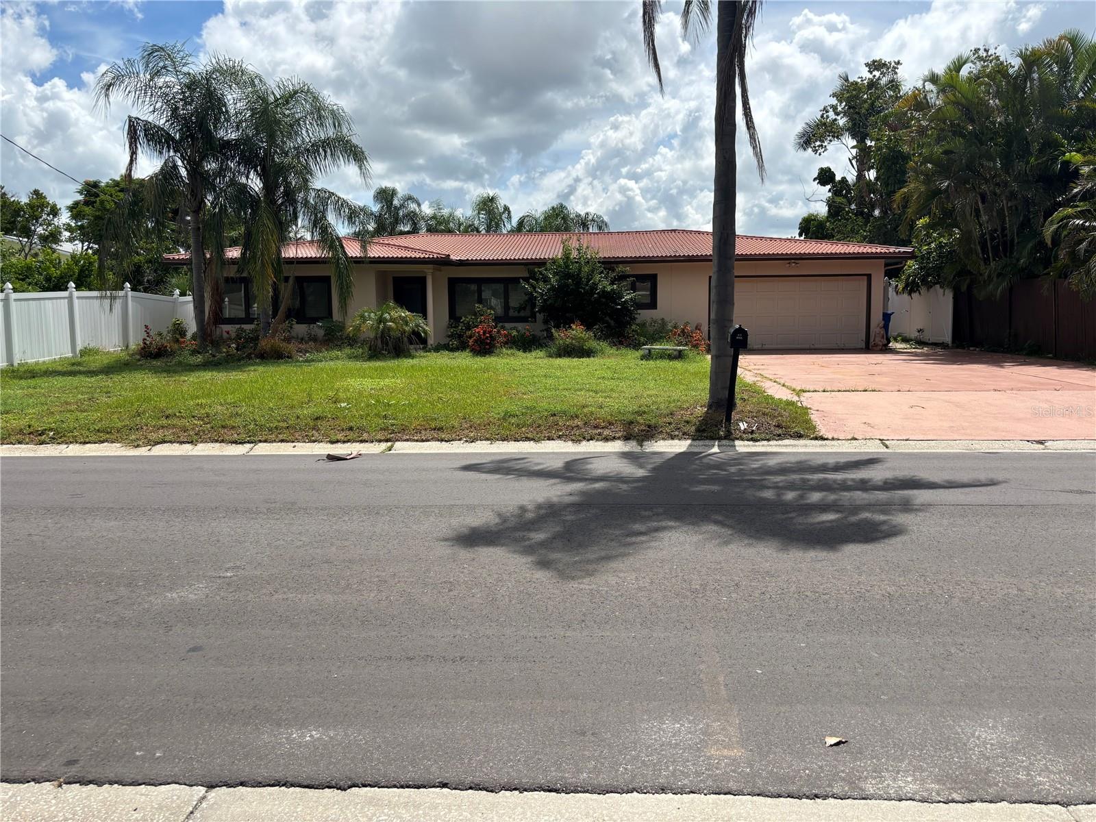 Details for 3945 Eden Roc Circle, TAMPA, FL 33634