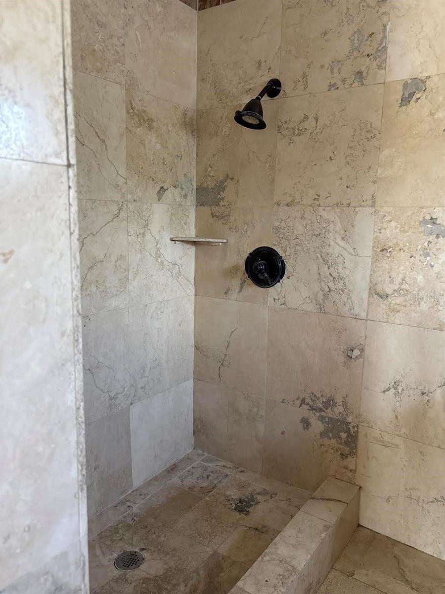 Image 16 of 24 For 3945 Eden Roc Circle