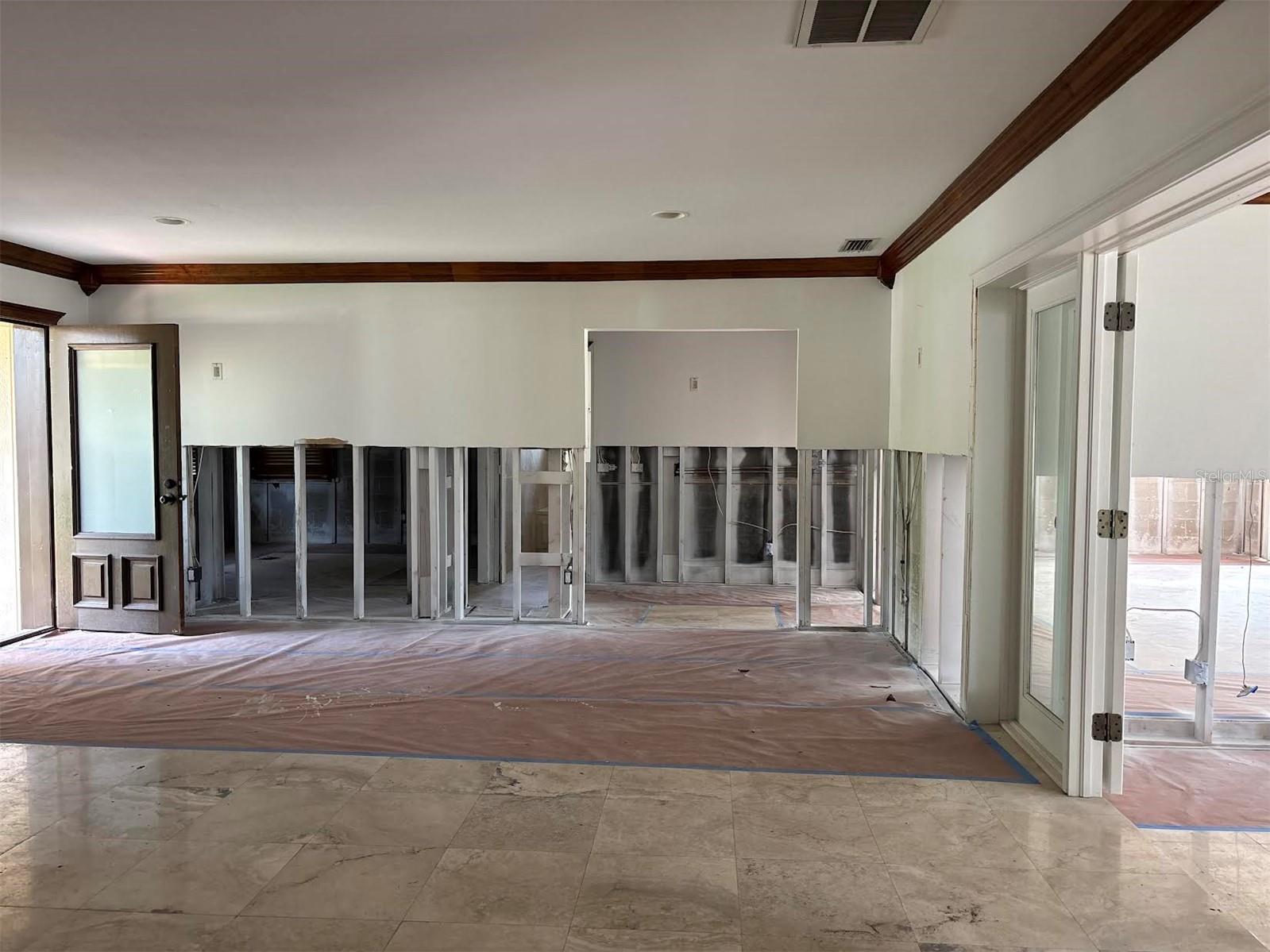 Image 24 of 24 For 3945 Eden Roc Circle