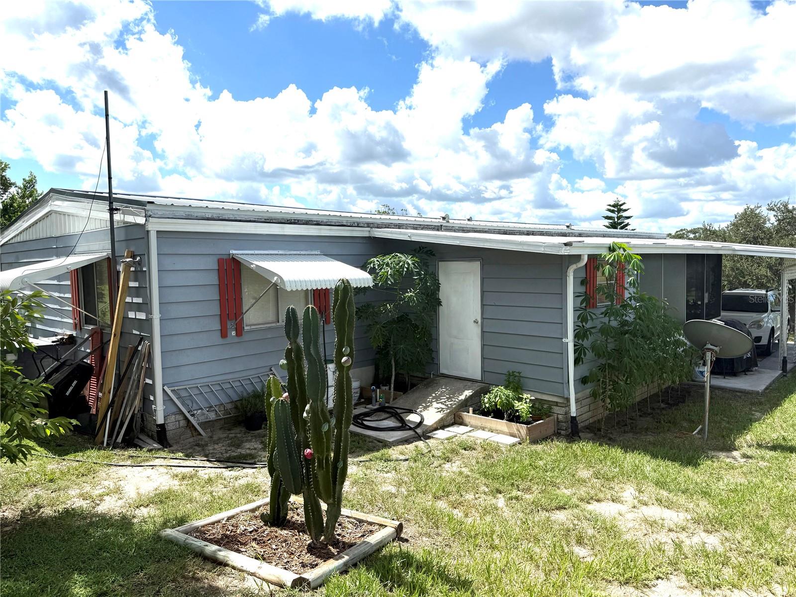 Image 10 of 27 For 8869 Highpoint Boulevard